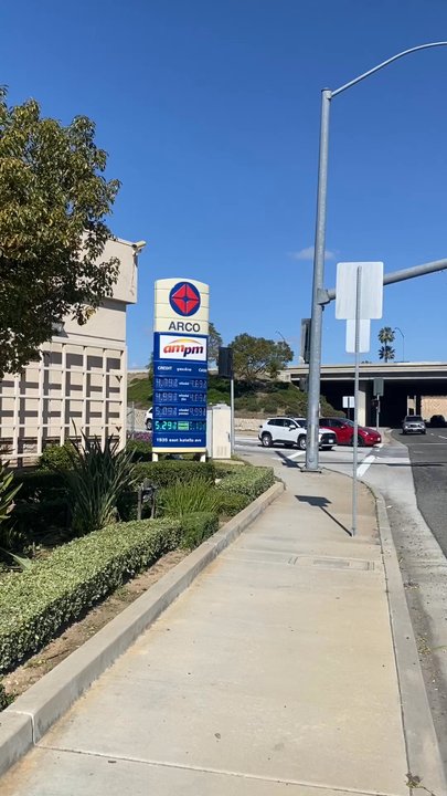Arco - 55fw Off the katella and Tustin - Gas Stations Near Me - Orange, California
