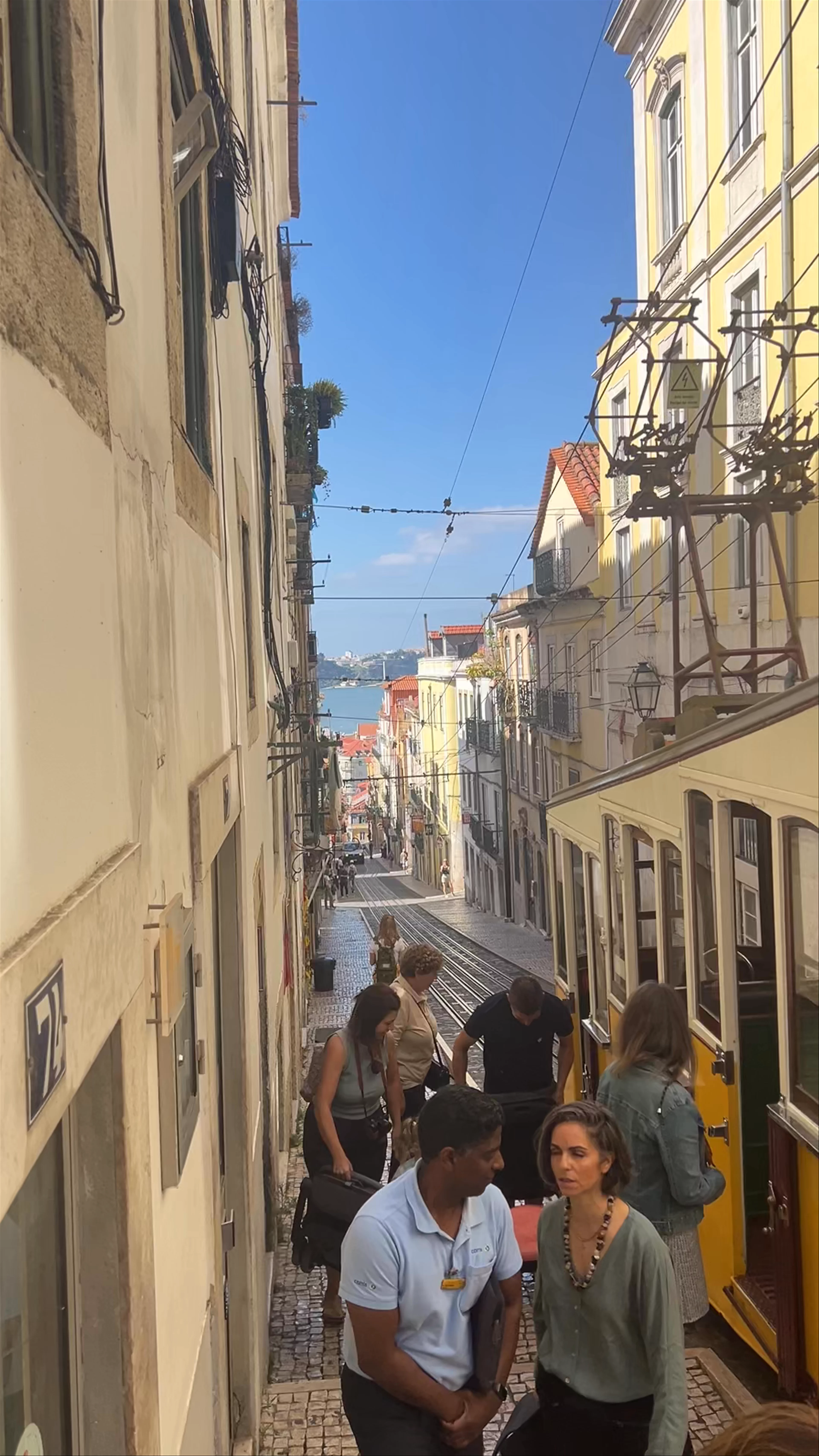 Bica Funicular, Rua da Bica de Duarte Belo