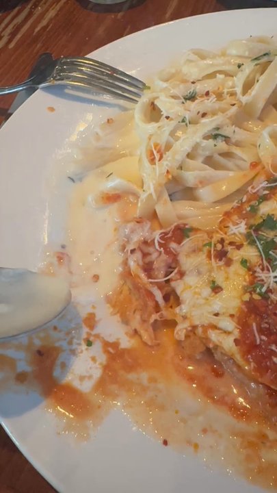 Bucatini Trattoria - Pizza Near Me - Palm Desert, California