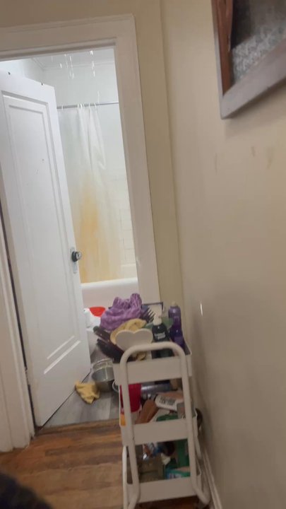 Rany Management - My apartment rained for three days. Guess the vent they put over the ceiling hole didn't work. - Property Management Near Me - Chicago, Illinois