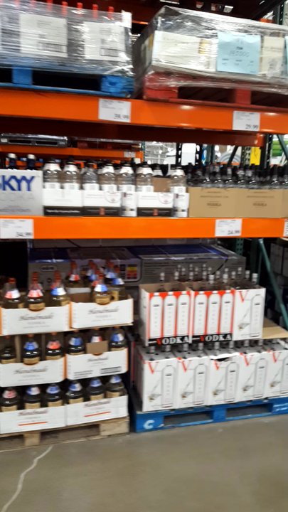 Costco - Good Drink Selection - Wholesale Stores Near Me - Madison Heights, Michigan