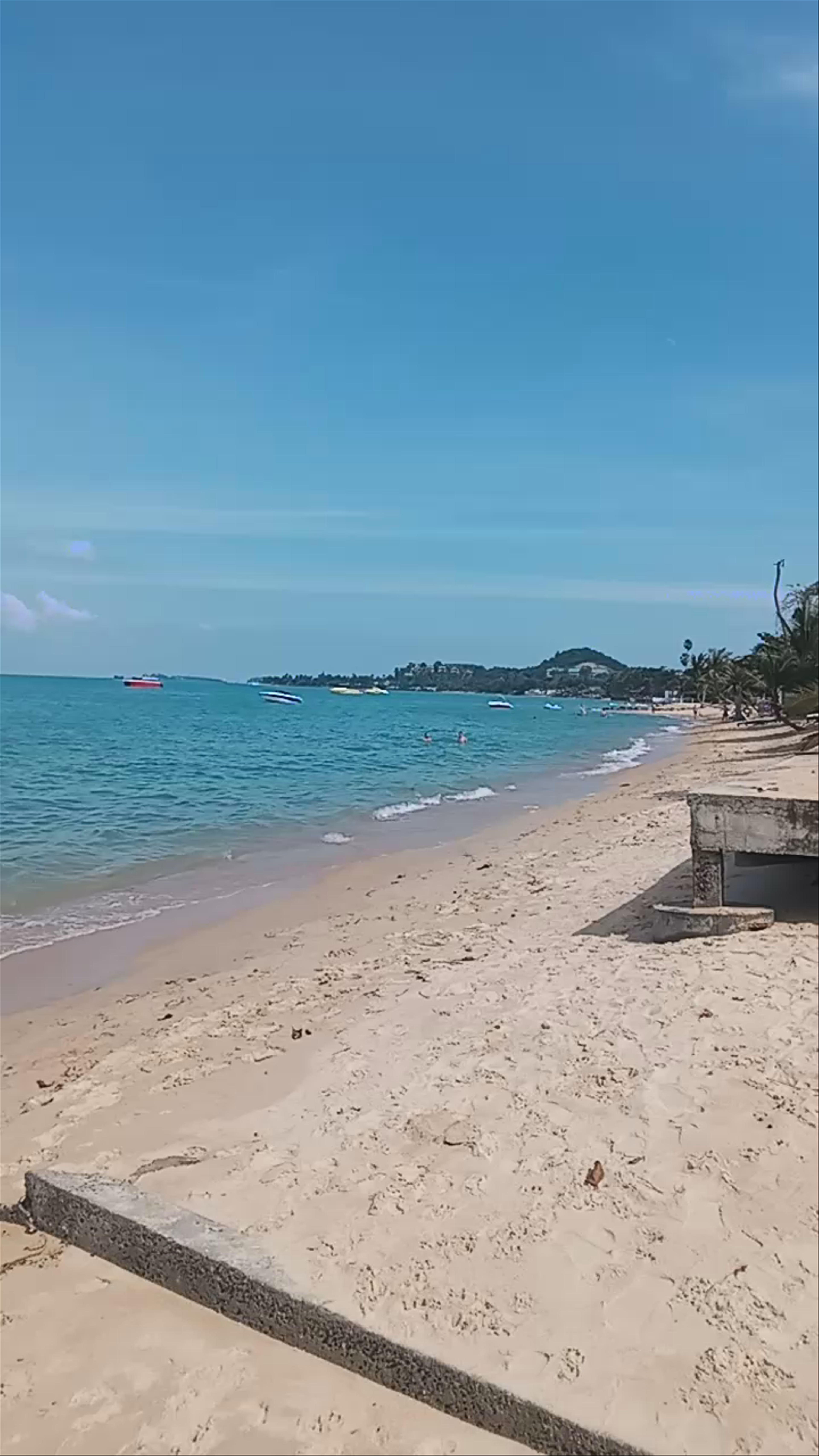 Maenam Beach