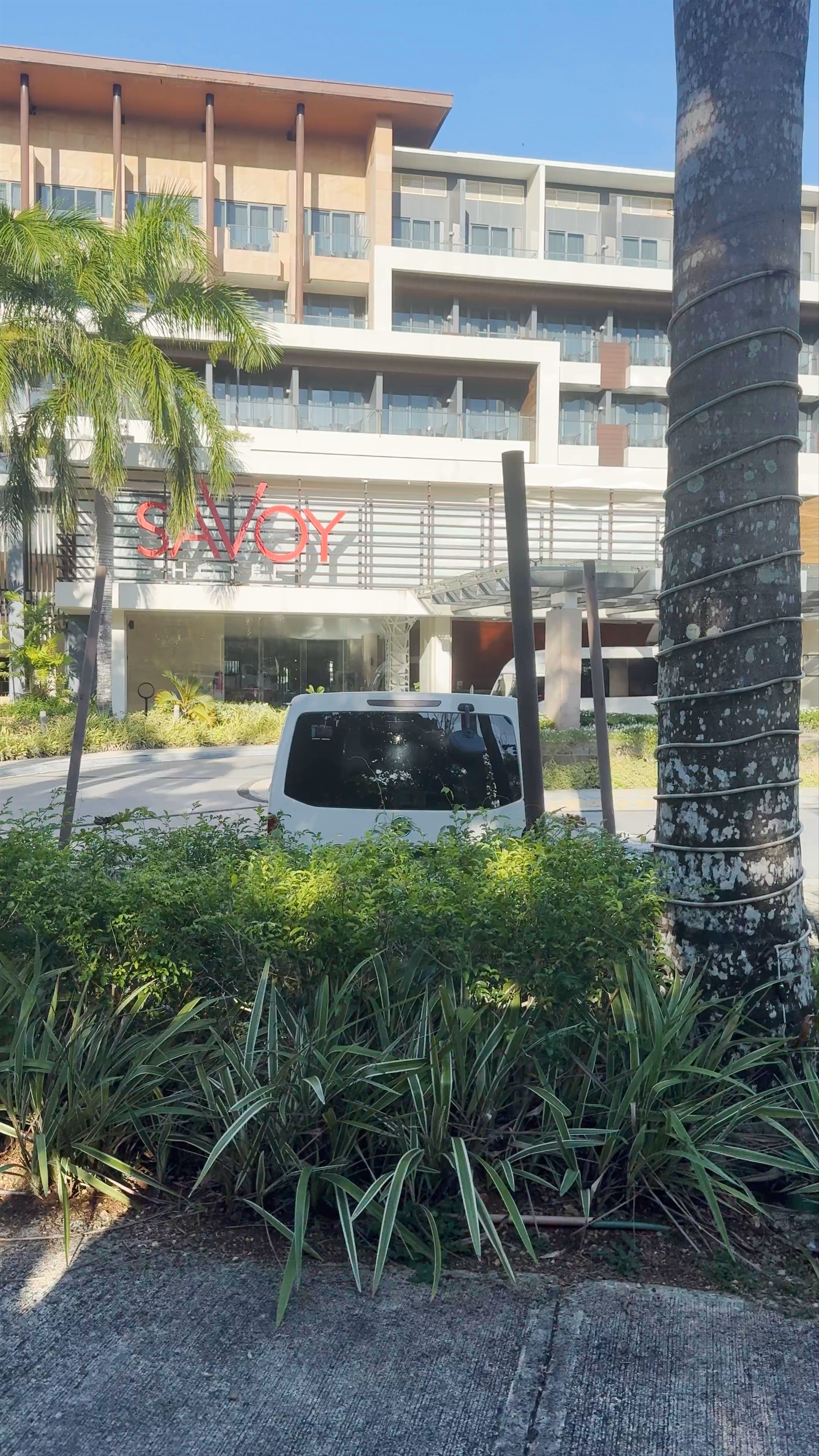 Savoy Hotel Boracay: Sunny Tropical Stay in Western Visayas