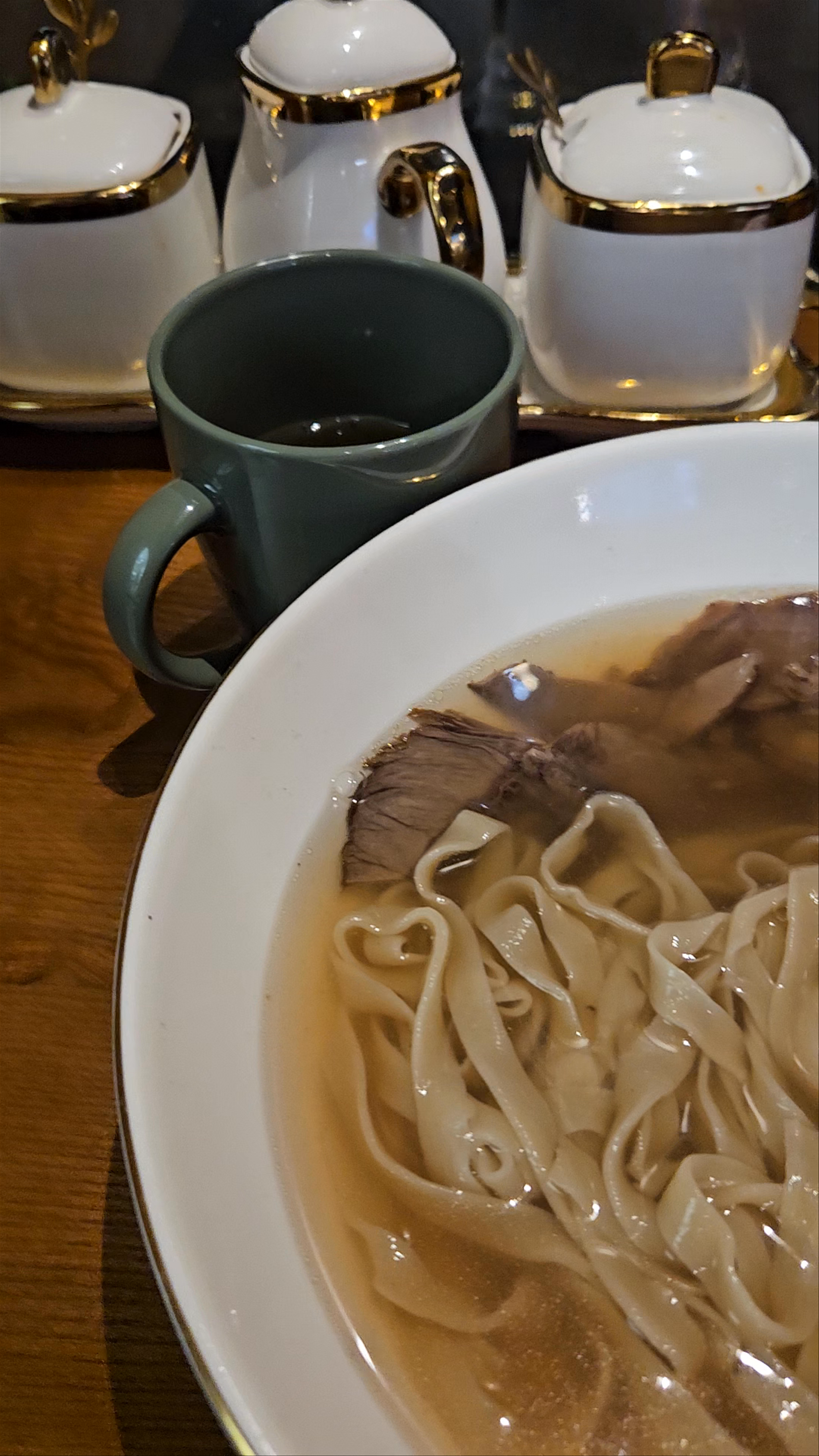 LANNEW Beef Noodles Restaurant