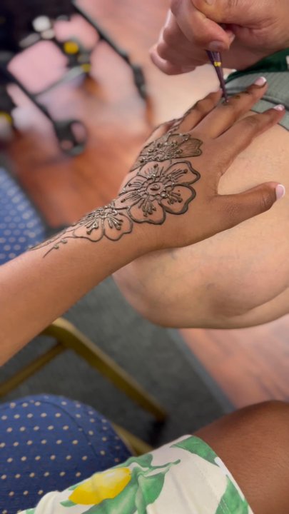 Waxflower Spa - Eyelash Service Near Me - Freeport, New York