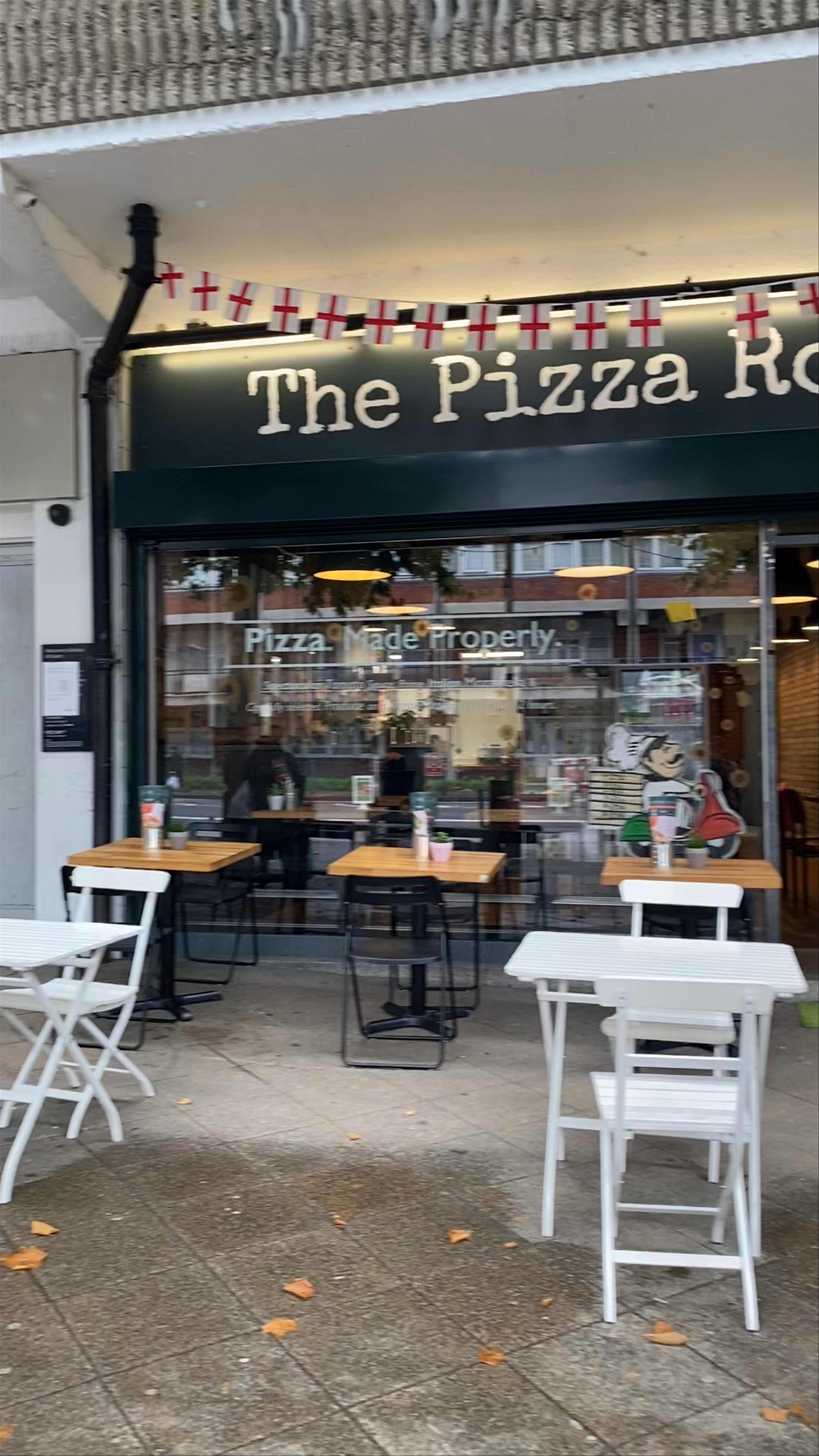 The Pizza Room Poplar: Cozy Pizza Spot in East London