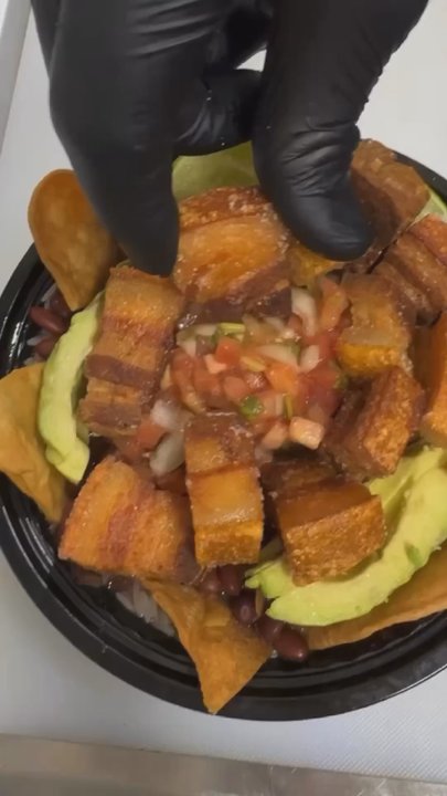 Hot Bunns - Algunos de nuestros platillos - Food Trucks Near Me - 32825, Florida