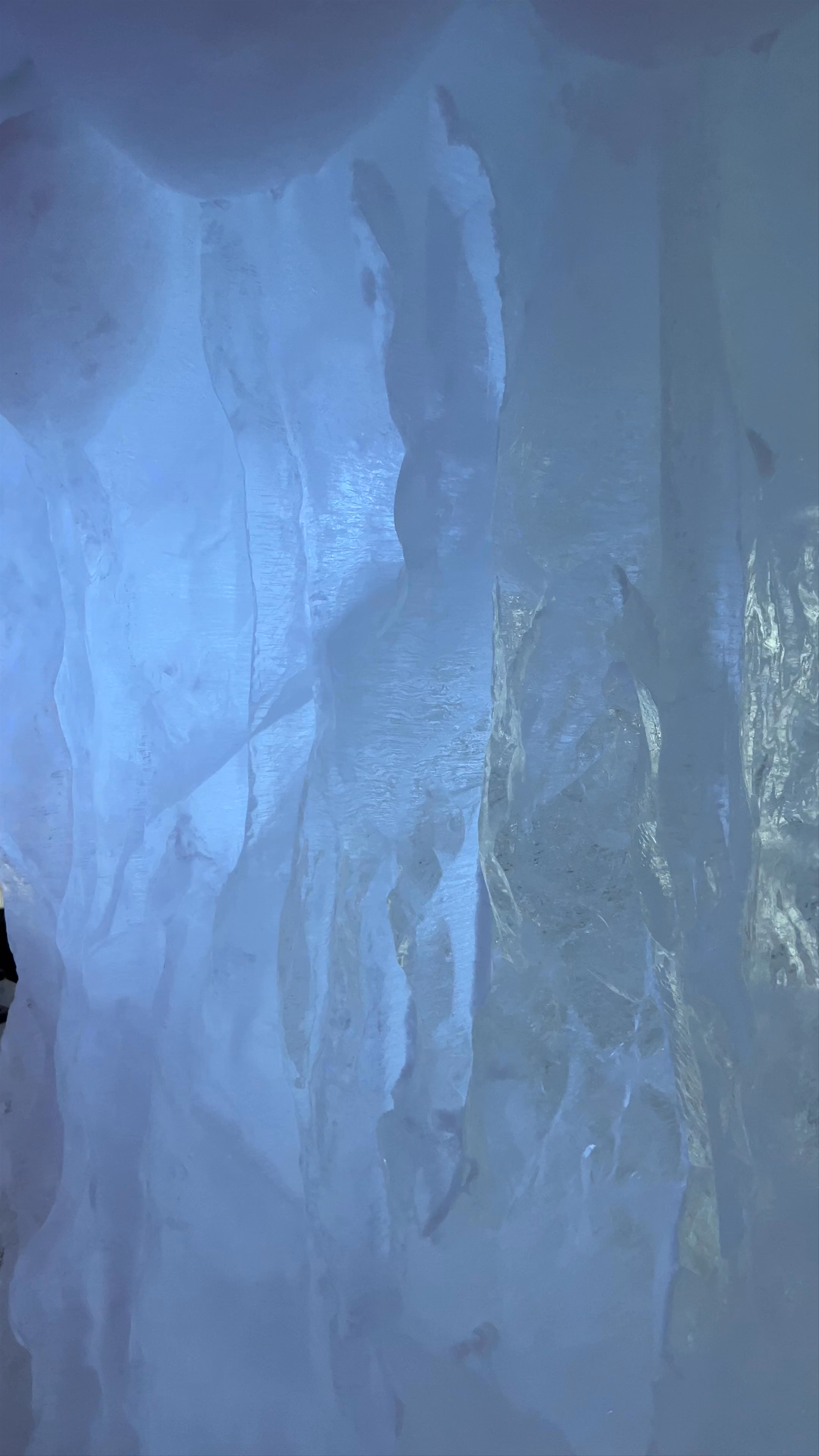 Ice Restaurant of Arctic Snowhotel: An Enchanting Frozen Dining Experience in Finnish Lapland