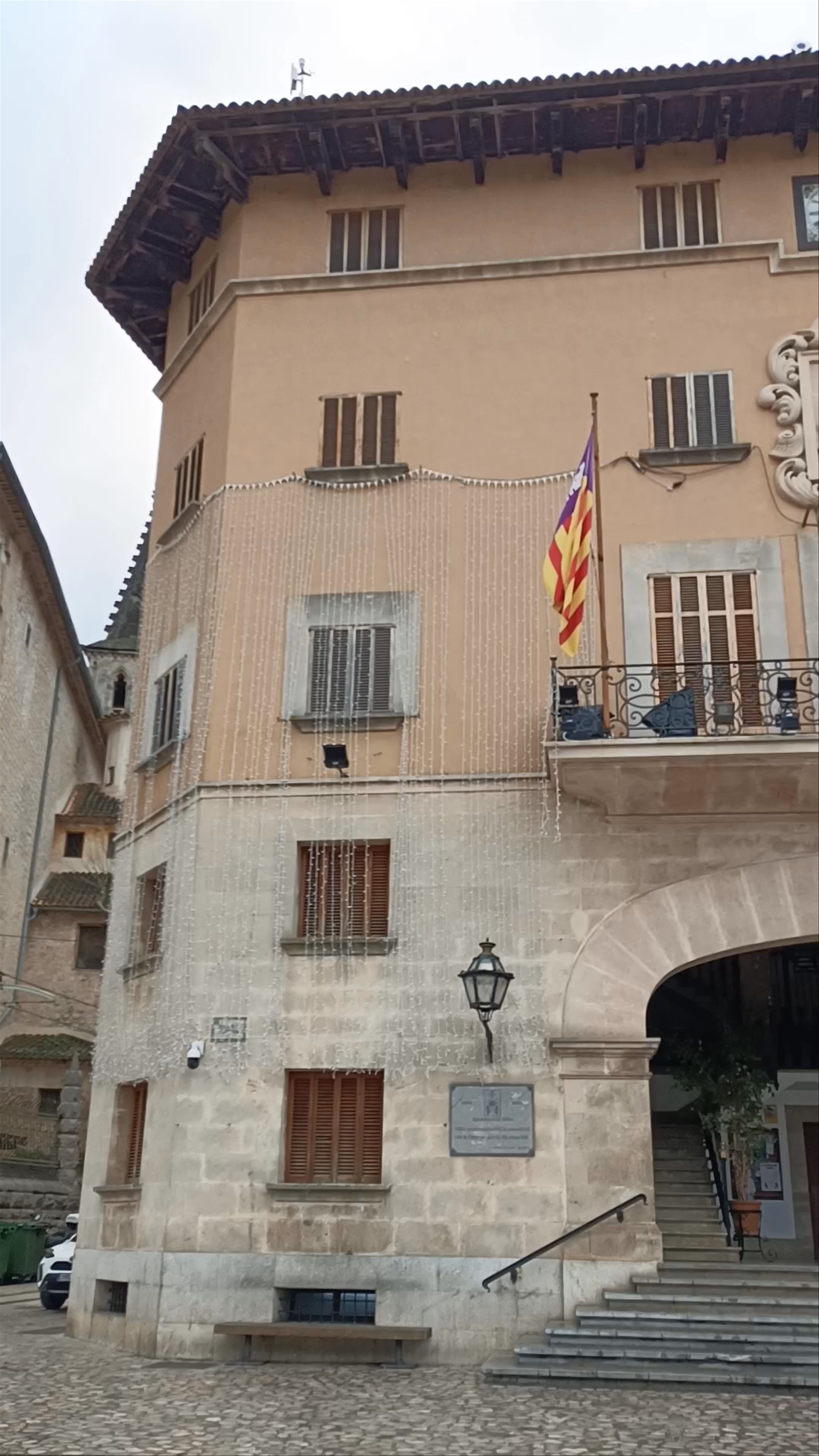 Ayuntamiento de Sóller: Historic Town Hall in Sóller, Spain
