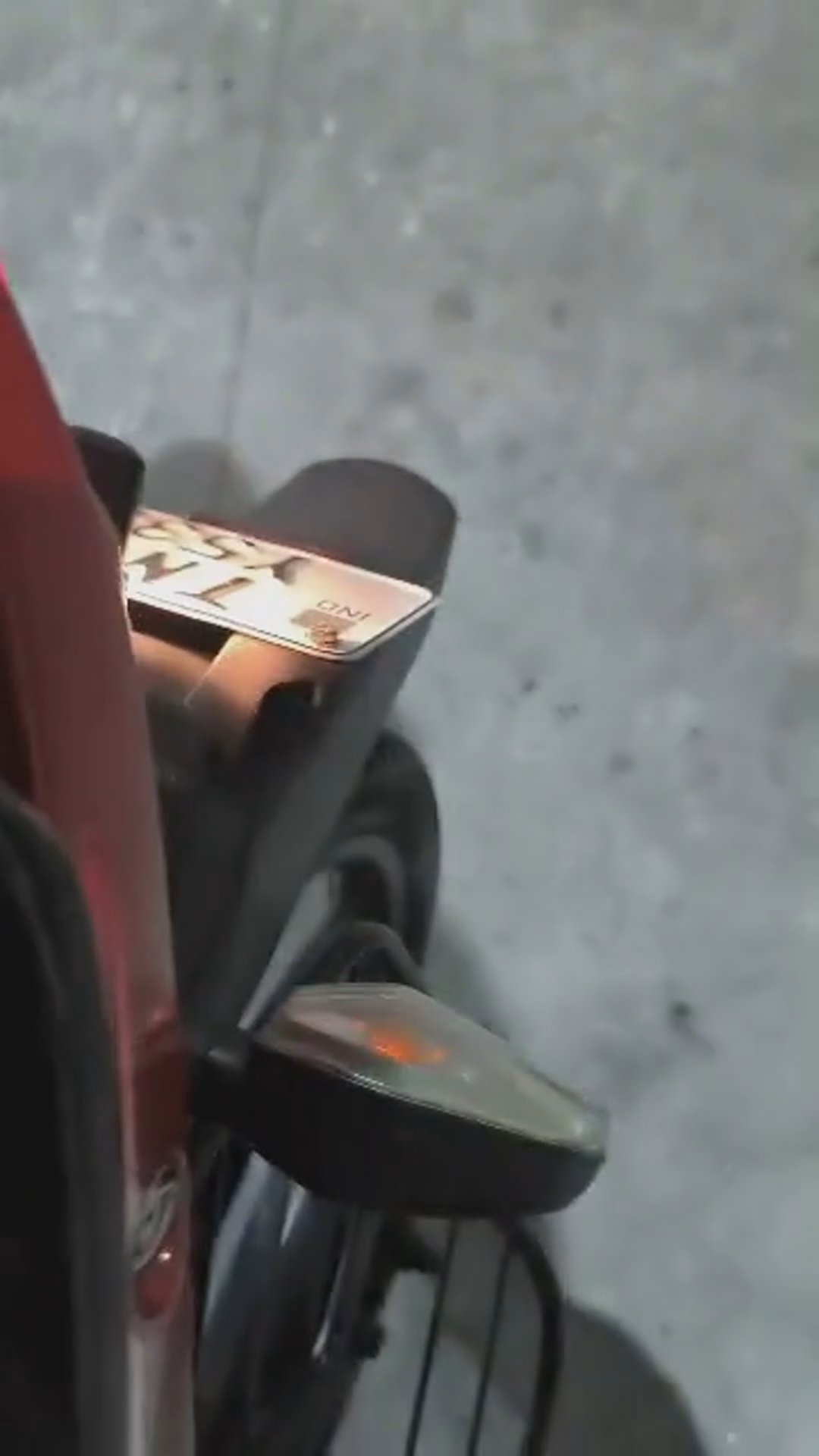 Walk-around video thumbnail