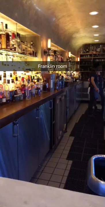 The Franklin Room - InSide - American Near Me - Chicago, Illinois