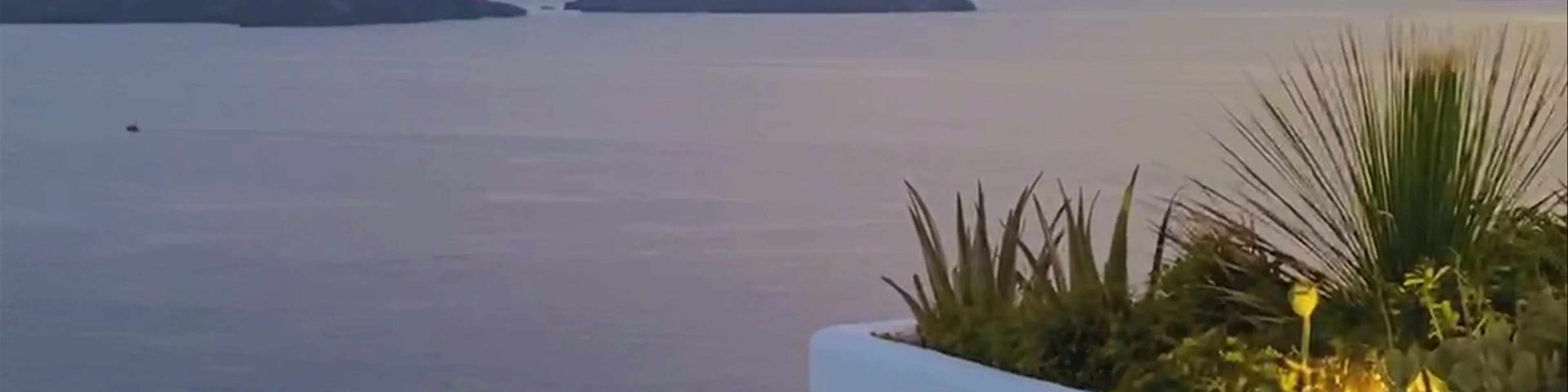 Santorini Secret Suites & Spa