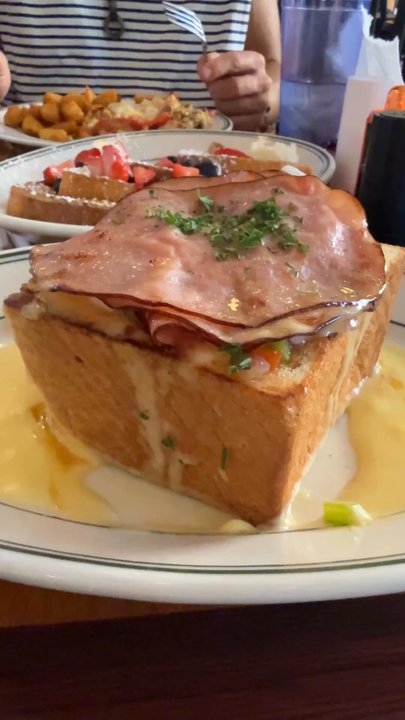 Maxie's - Breakfast & Brunch Near Me - Las Vegas, Nevada