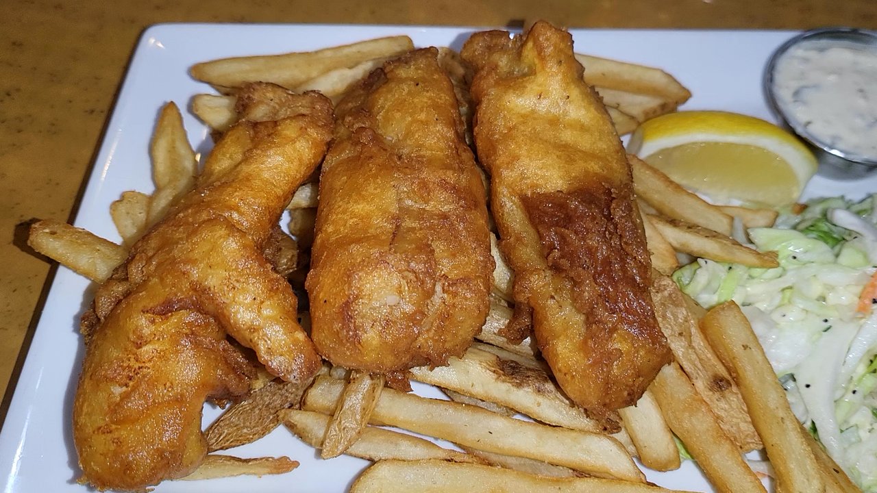 Hennessey's Tavern - Irish Pub Near Me - Las Vegas, Nevada