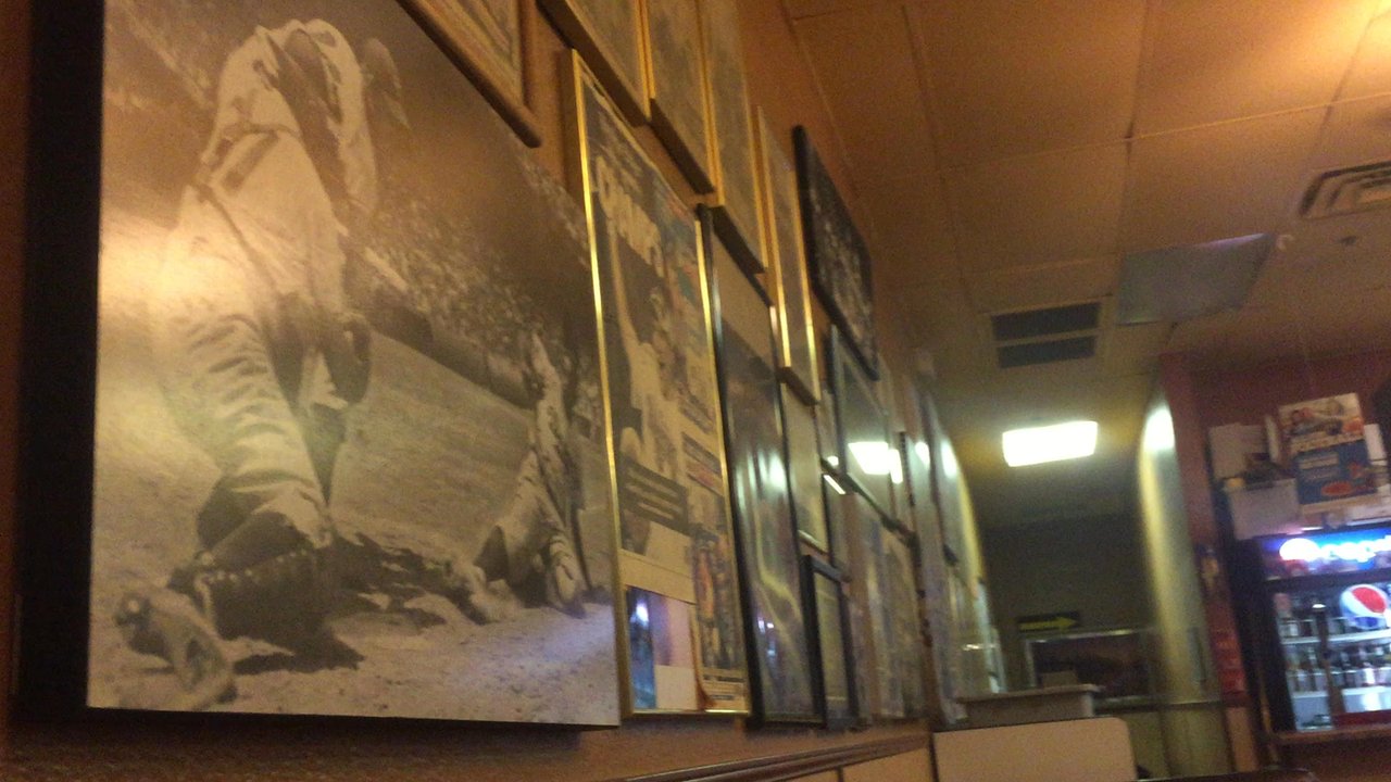 Famous Ray's Pizza - Very typical New York pizzeria feel. Good stuff. - Pizza Near Me - Phoenix, Arizona