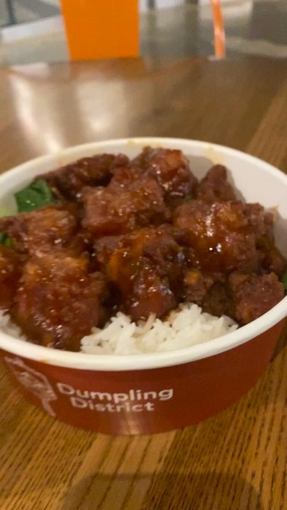 Dumpling District - Shanghainese Near Me - Arlington, Virginia