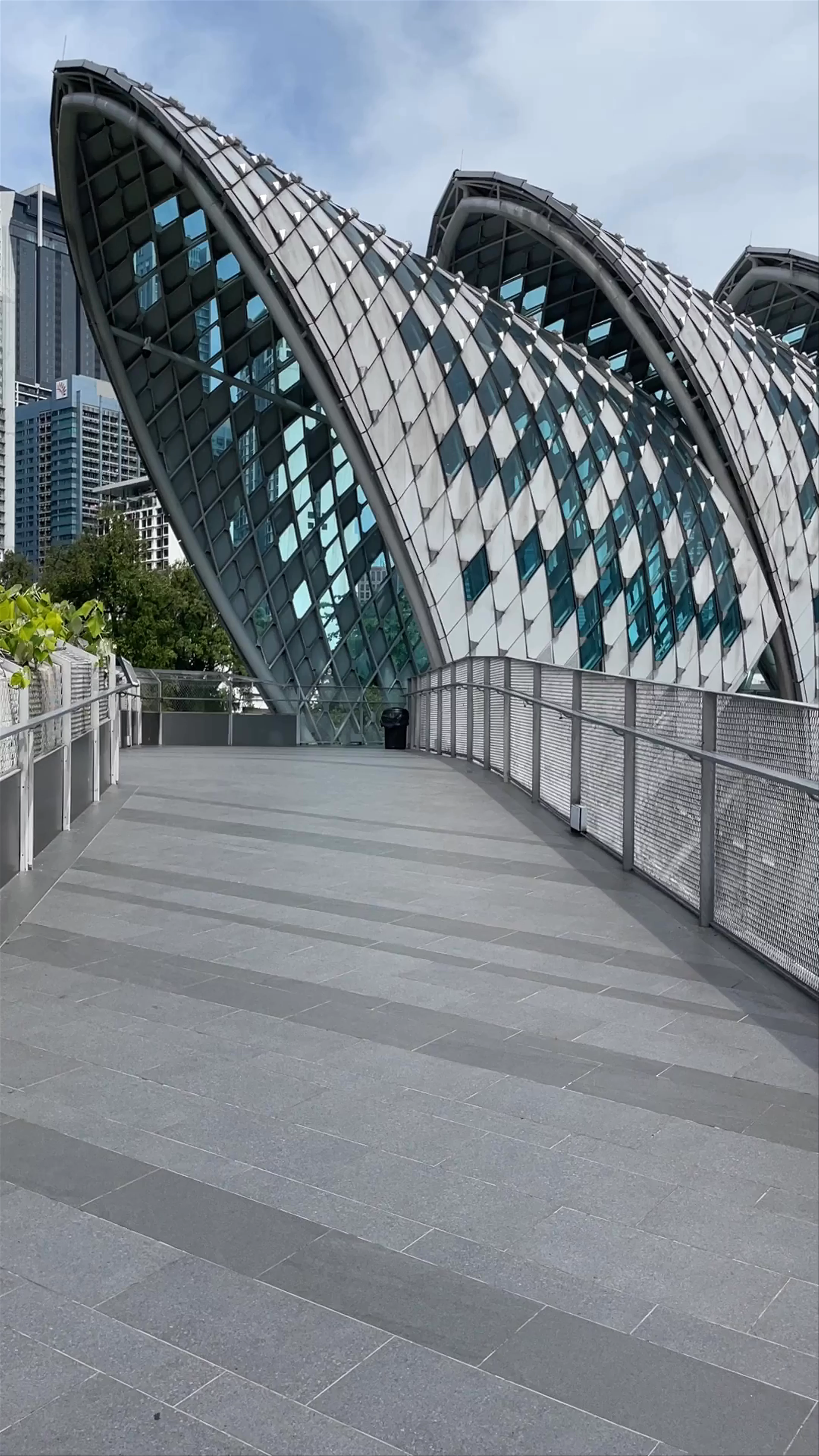 Saloma Link Bridge