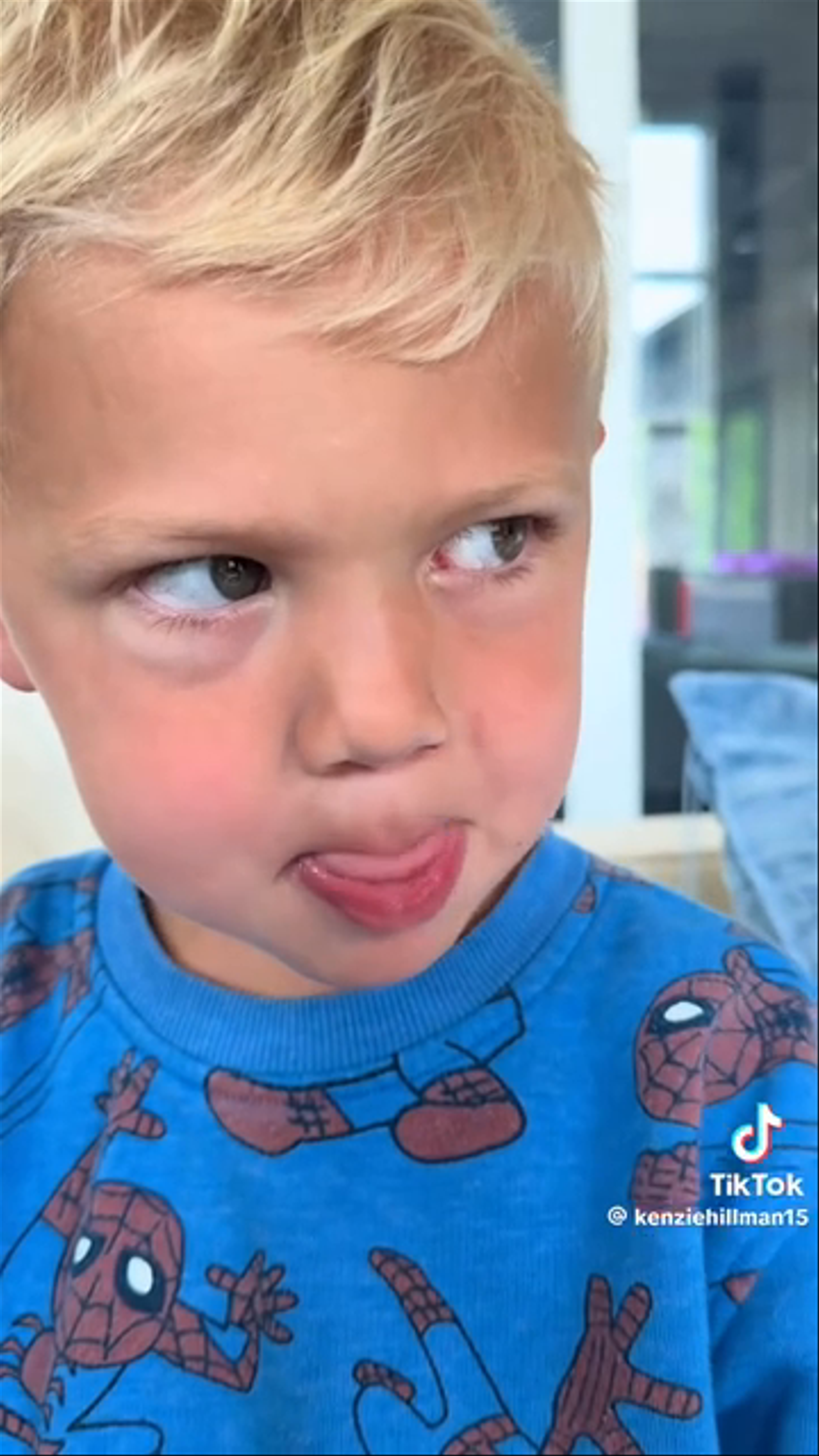 Thumbnail voor liveshow