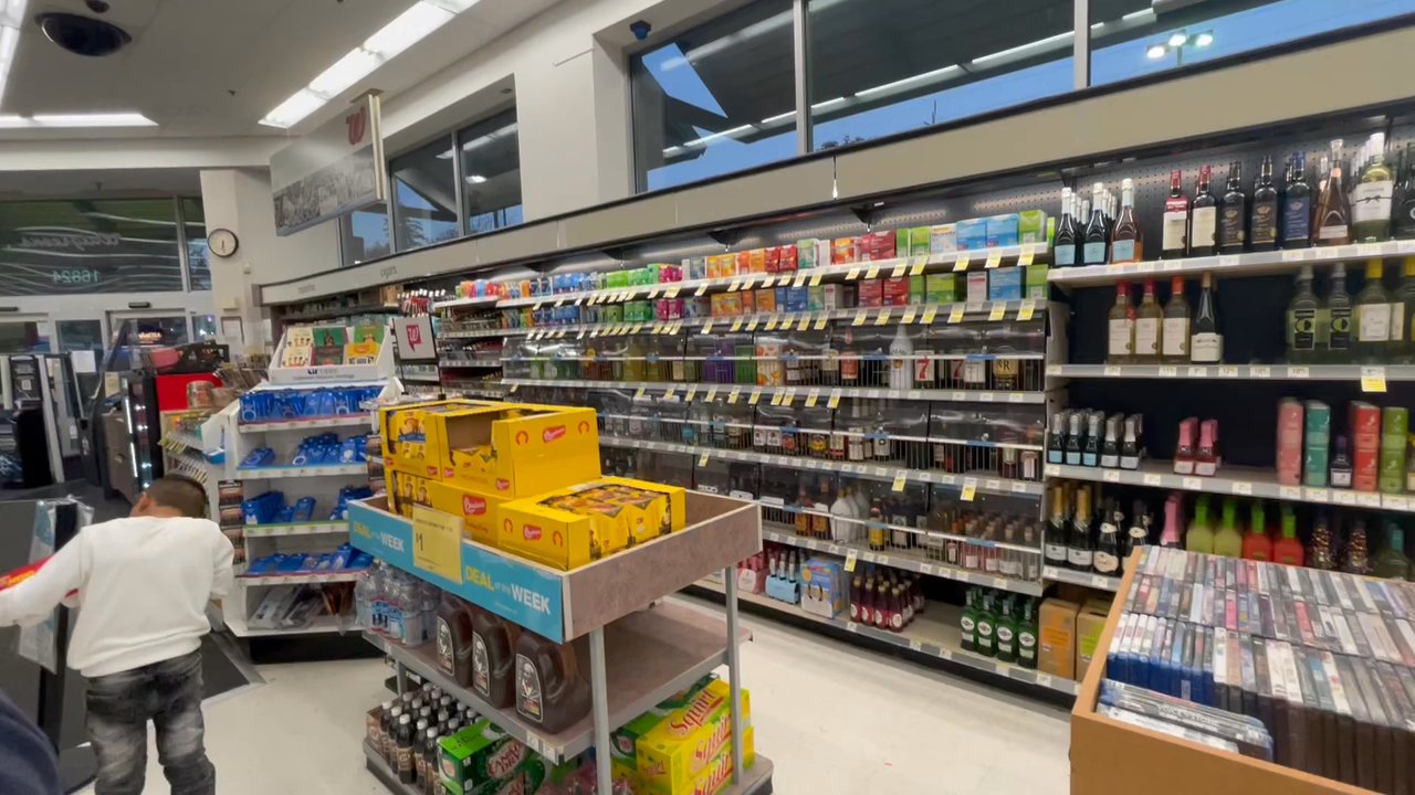Walgreens - Drugstores Near Me - Lynnwood, Washington