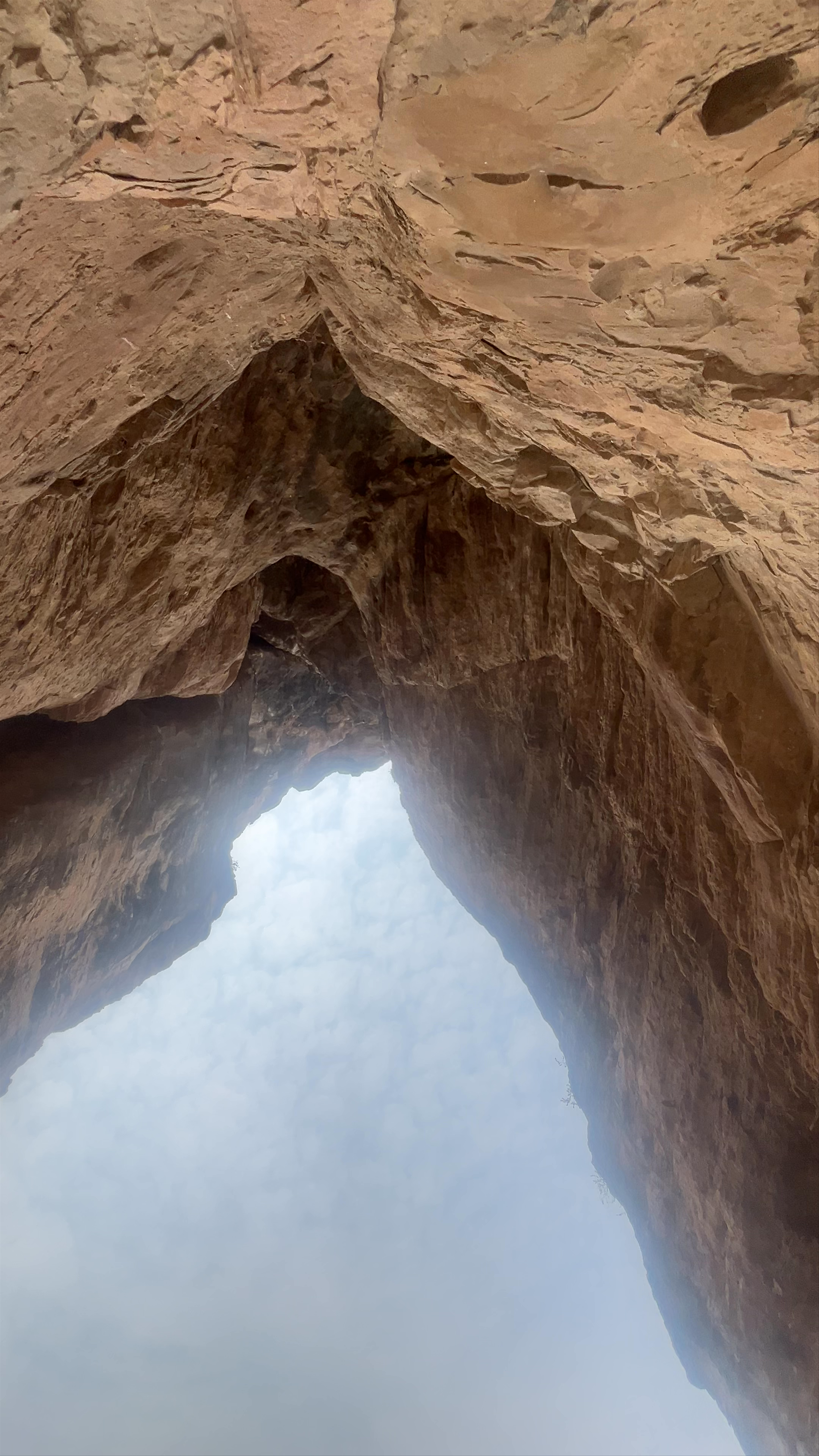 Mendki Mahadev Cave