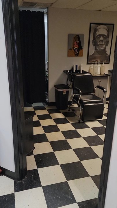 Pomade & Tonic - Barbers Near Me - Jacksonville, Florida