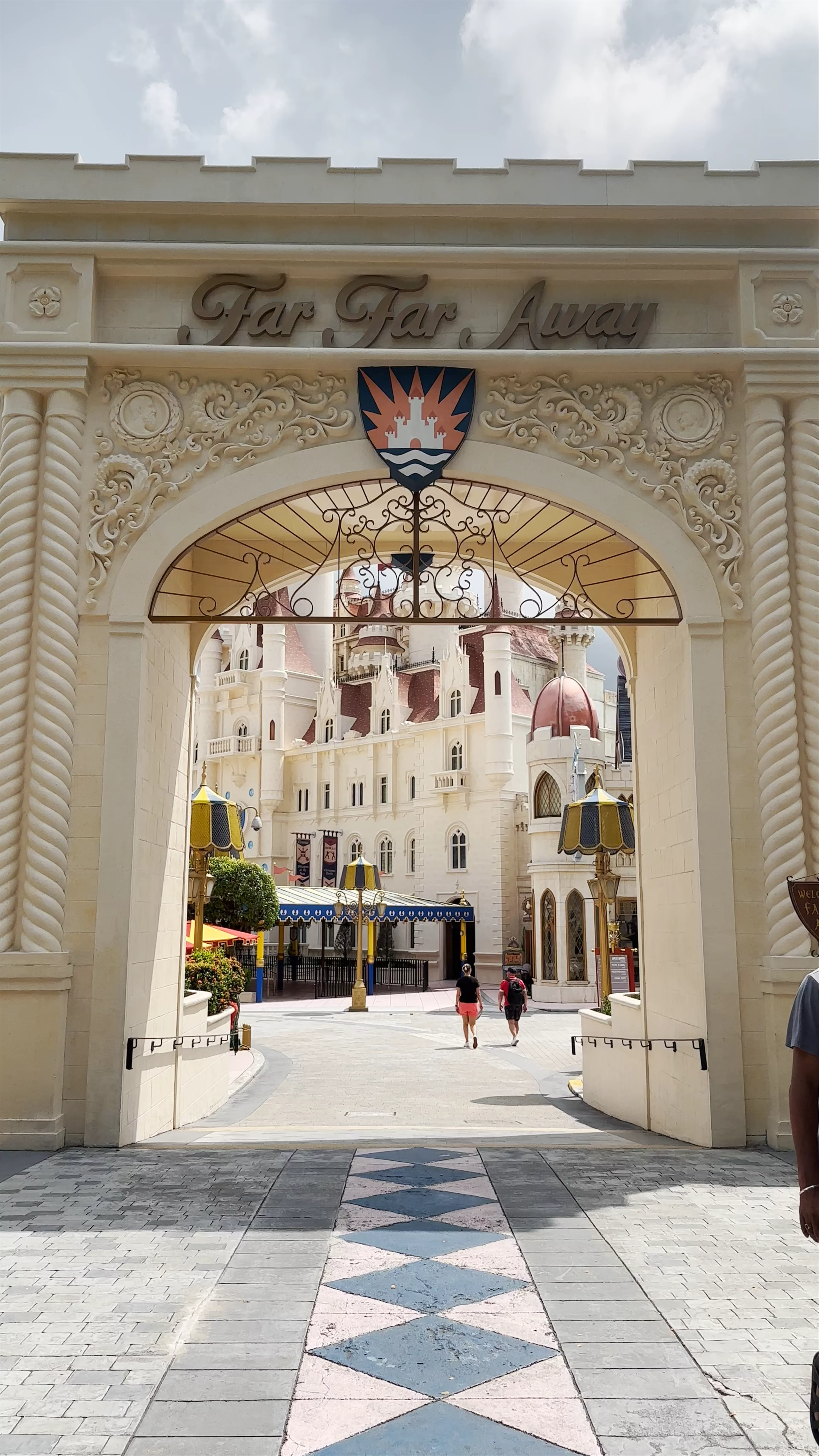 Sentosa Gateway, Universal Studios Singapore