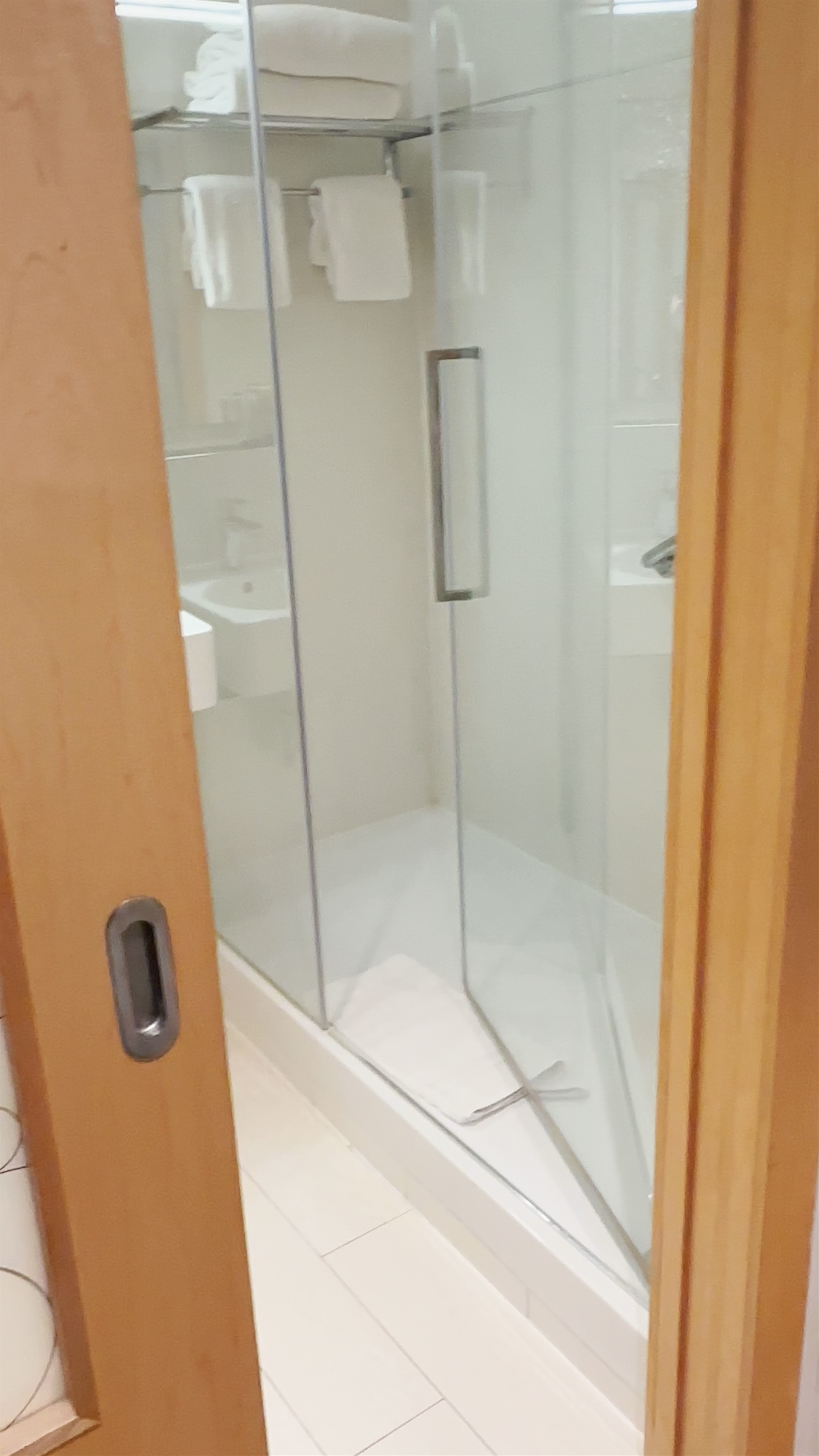 Hotel Room and Spa Experience at Hôtel Montaigne & Spa, Cannes