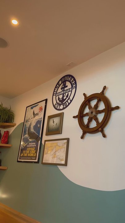 Dune Brothers - Cute Interior Decor - Seafood Near Me - Providence, Rhode Island