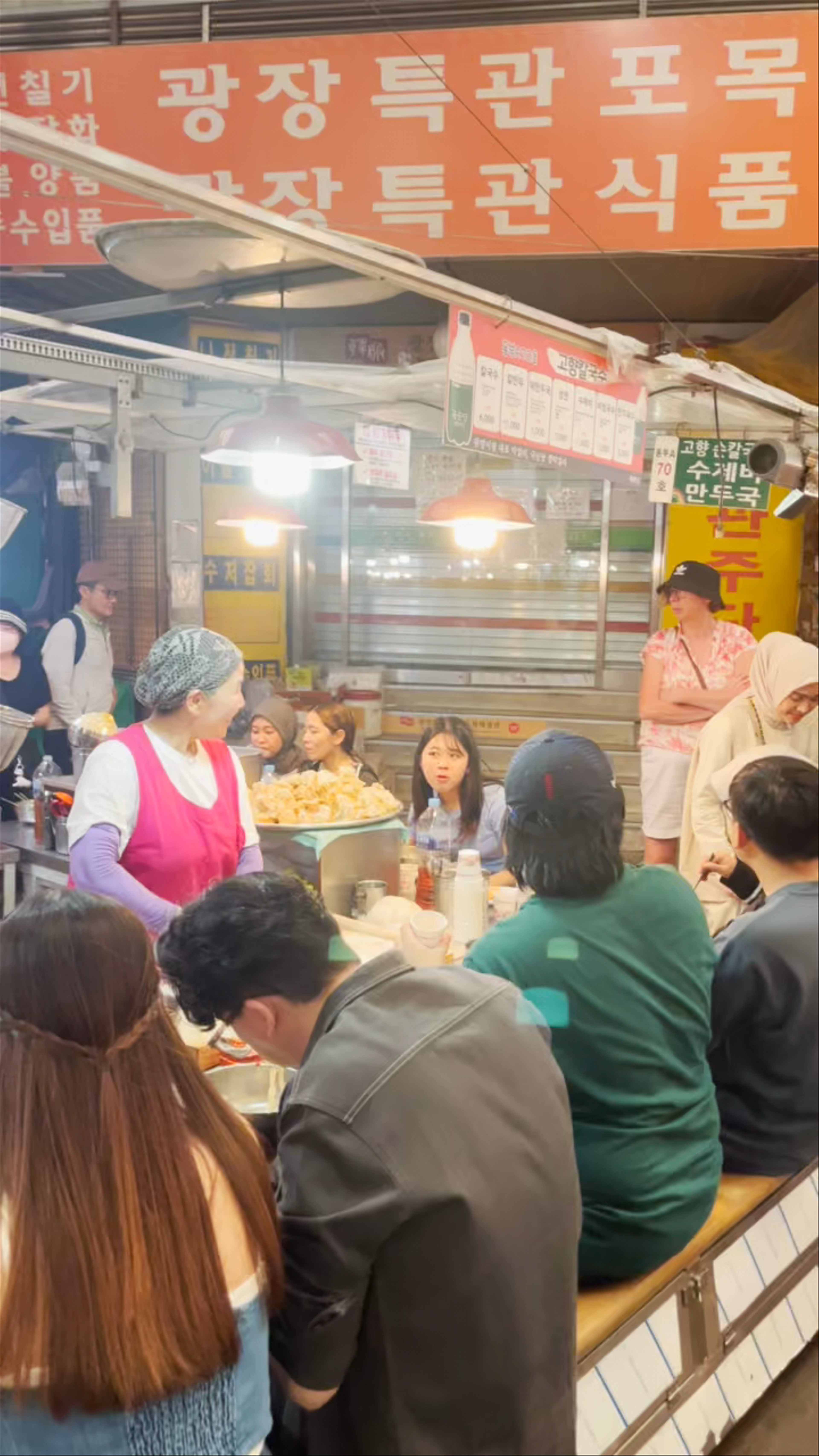 Gwangjang Market: A Vibrant Food Haven in Seoul