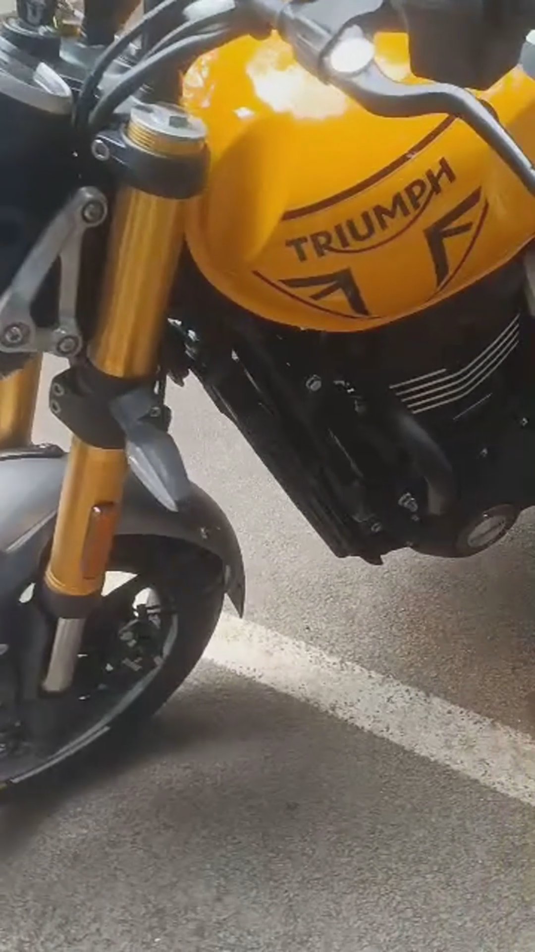 Walk-around video thumbnail