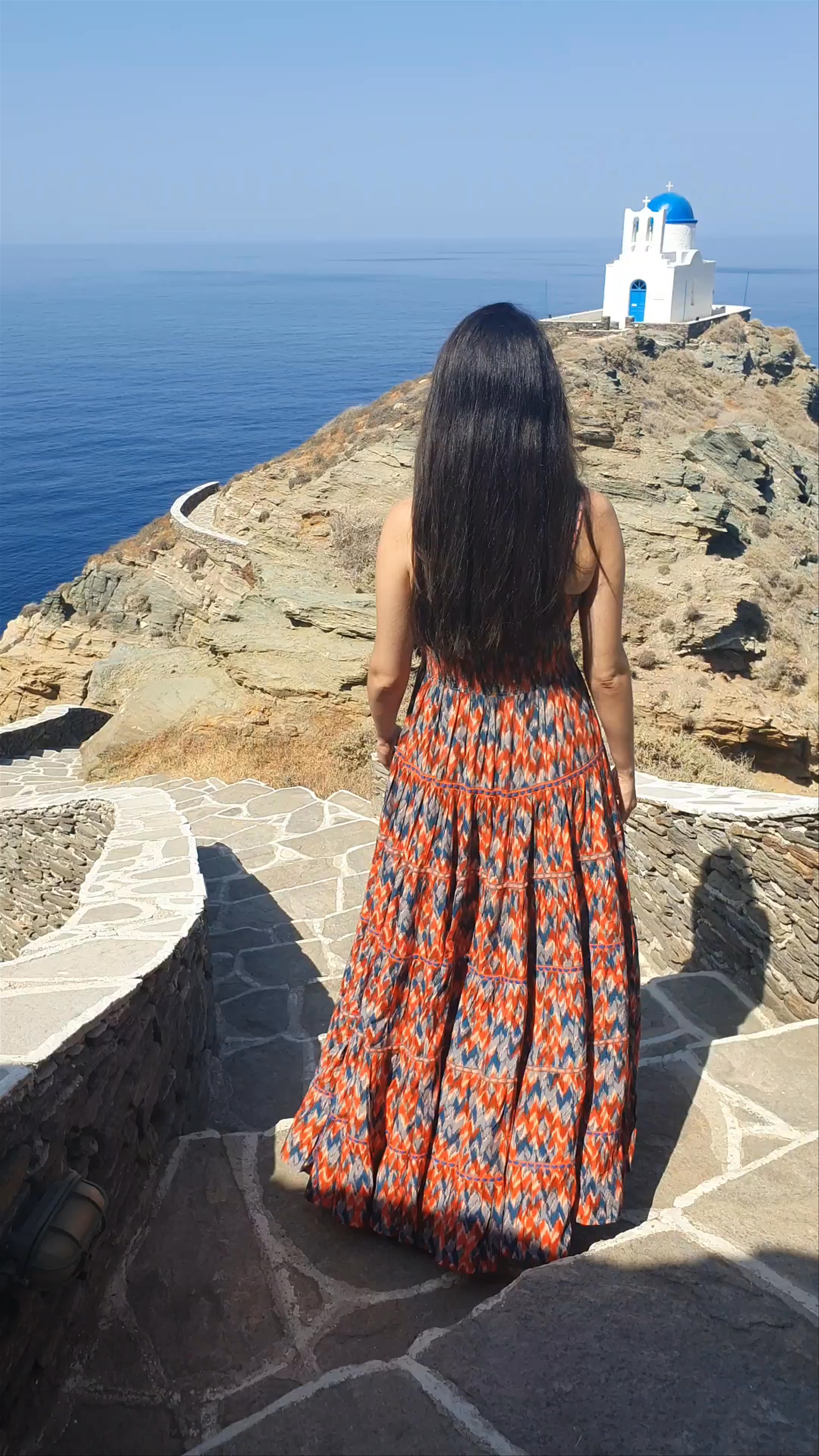 Chapel of the Seven Martyrs: Serene Coastal Sanctuary in Kastro, Milos, Greece