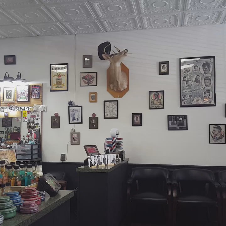 Nathan's Tonsorial Parlor - Great Little Barber Shop! - Barbers Near Me - Orange Park, Florida
