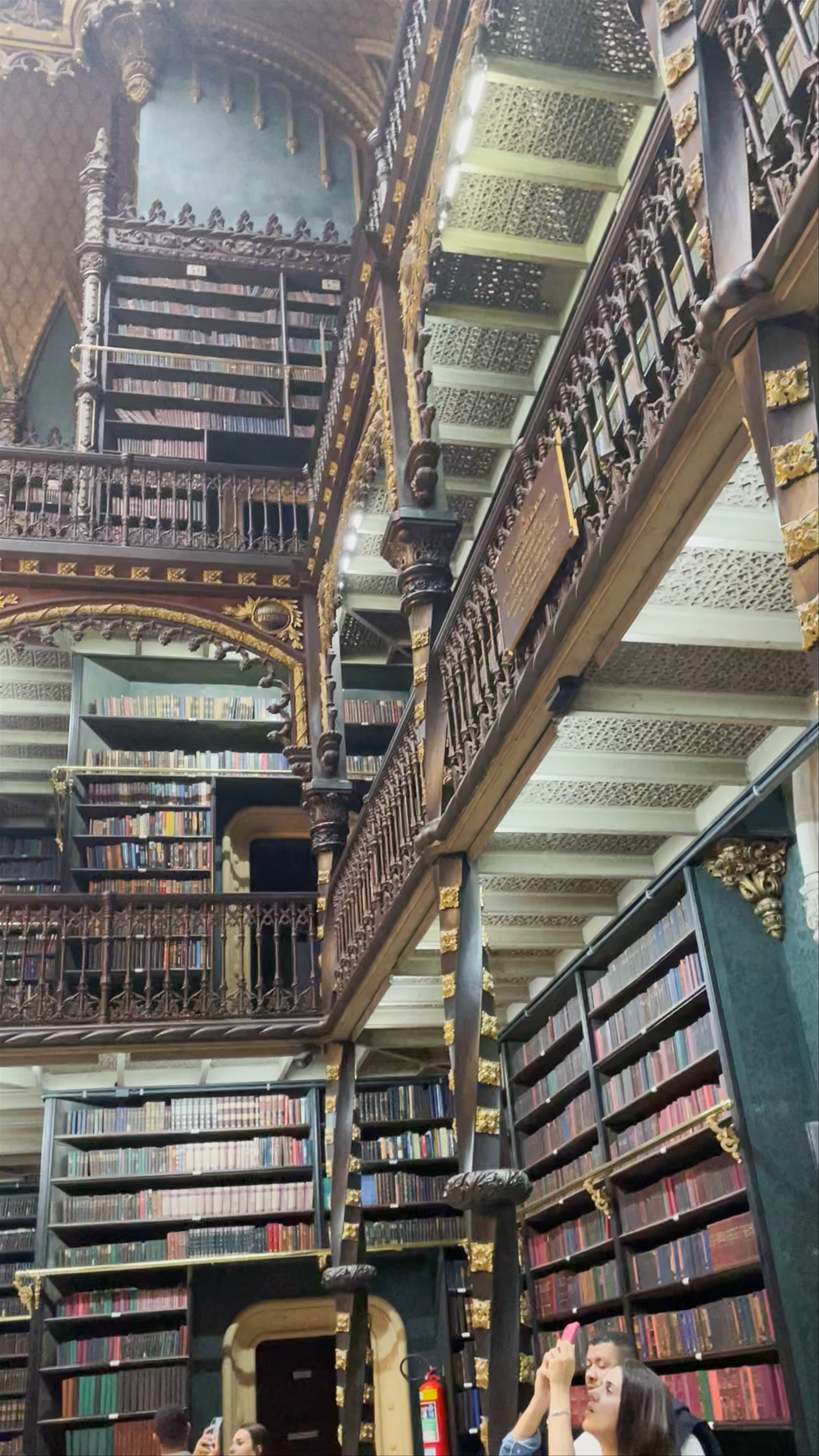 Royal Portuguese Reading Room - Rua Luís de Camões - Centro