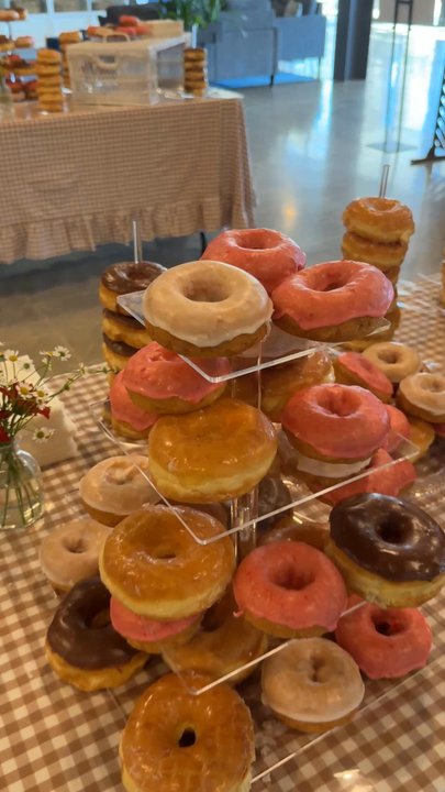 Diamond Donuts - Donuts Near Me - Vista, California