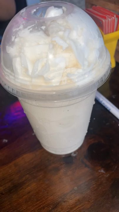 Seven Mile Burger - Vanilla milkshake - Burgers Near Me - Grand Cayman, Florida