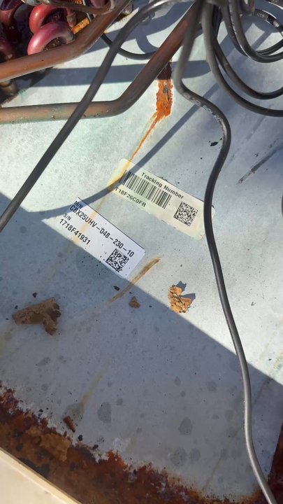 Peachtree Service Experts - 2018 system that was routinely checked, but no one noticed the coils corroding. And all of the Freon leaking out. Ok - Heating & Air Conditioning/HVAC Near Me - Duluth, Georgia