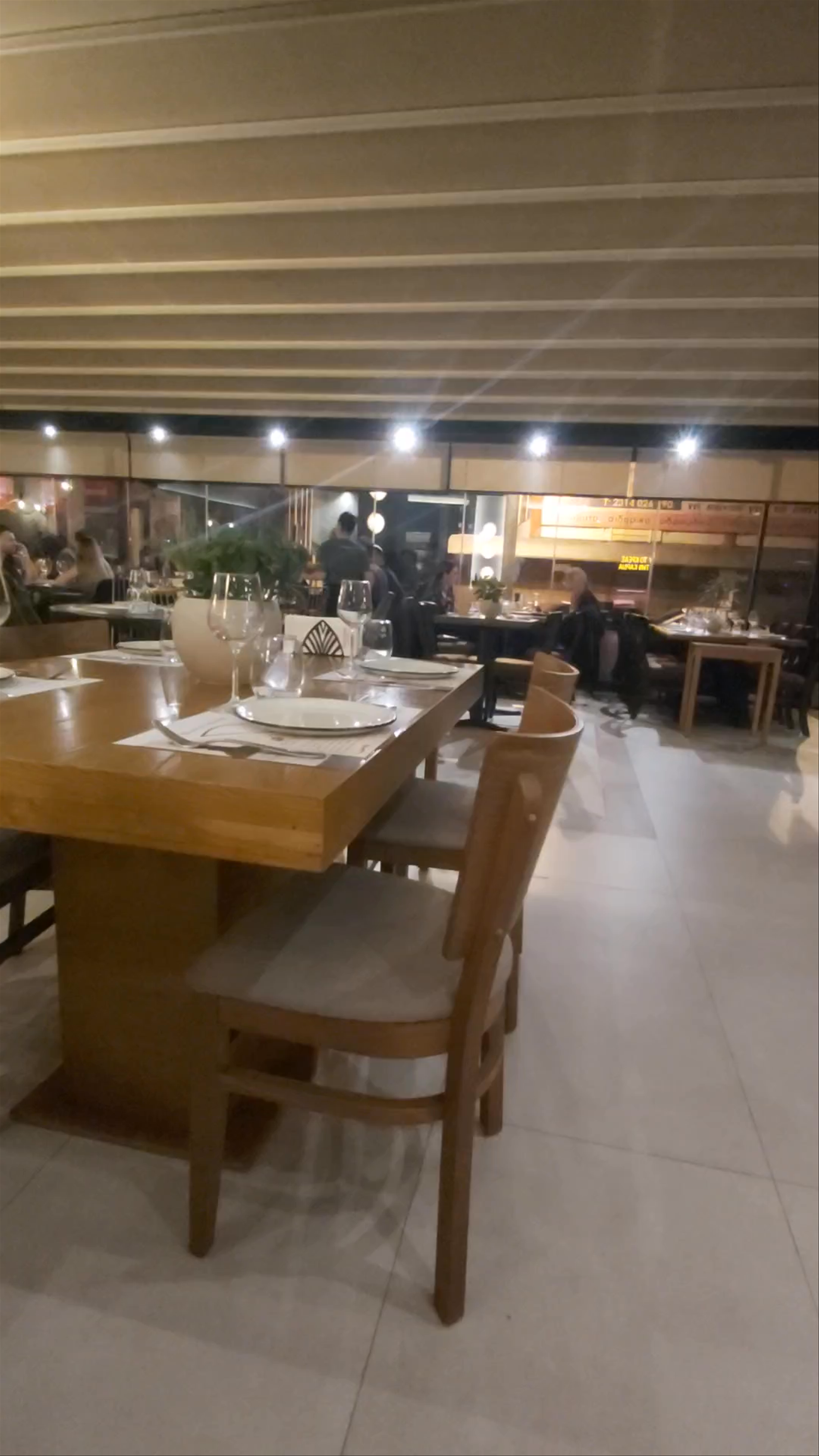 ΜΑΝΤΕΜΙ | Casual Dining Experience in Evosmos, Greece