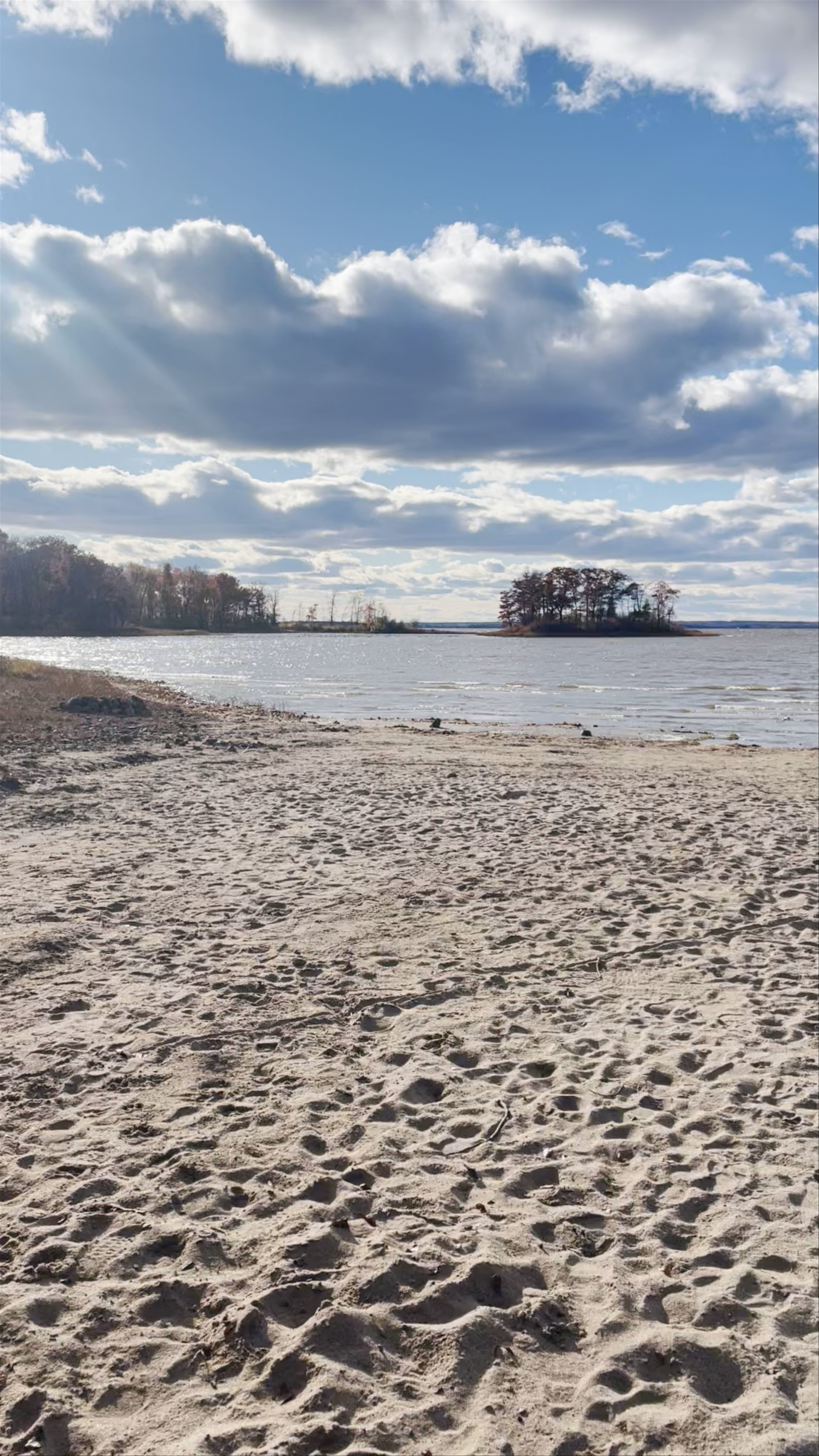 Parc-nature du Cap-Saint-Jacques beach