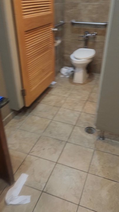 Pelican's Restaurant - The bathroom at 7:00 p.m. on a Friday night. I'd understand if it was just dirty but obviously they don't care that they need maintenance - Seafood Near Me - Albuquerque, New Mexico