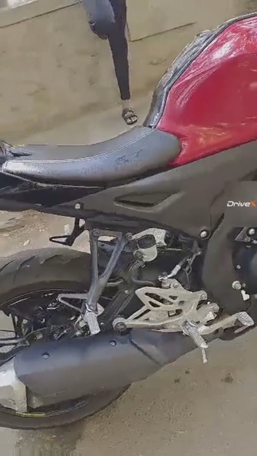 Walk-around video thumbnail