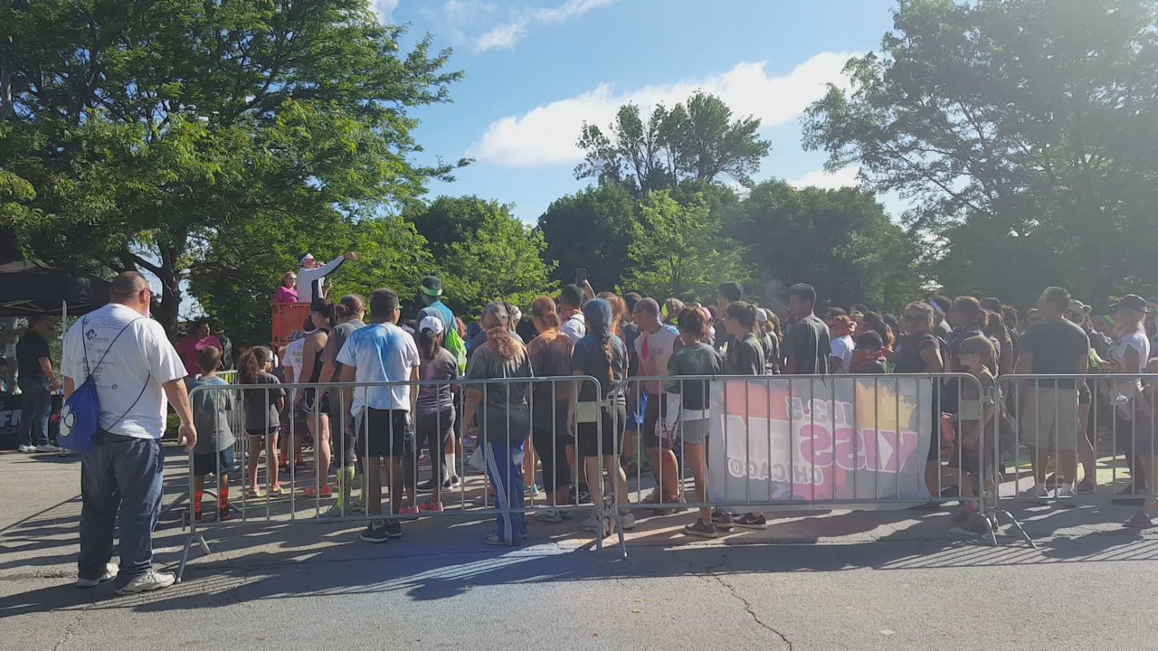 Uptown - Color run at Montrose Beach in Uptown. Everyone doing the "Dab". - Municipality Near Me - Chicago, Illinois