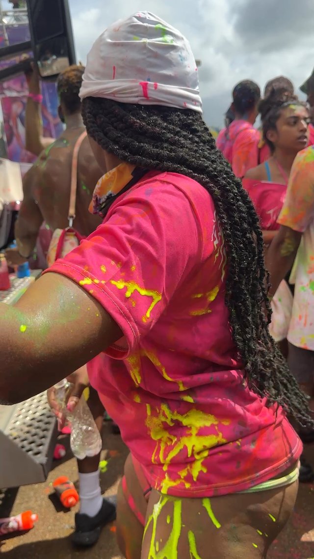 WE GOT A SHAKER.......