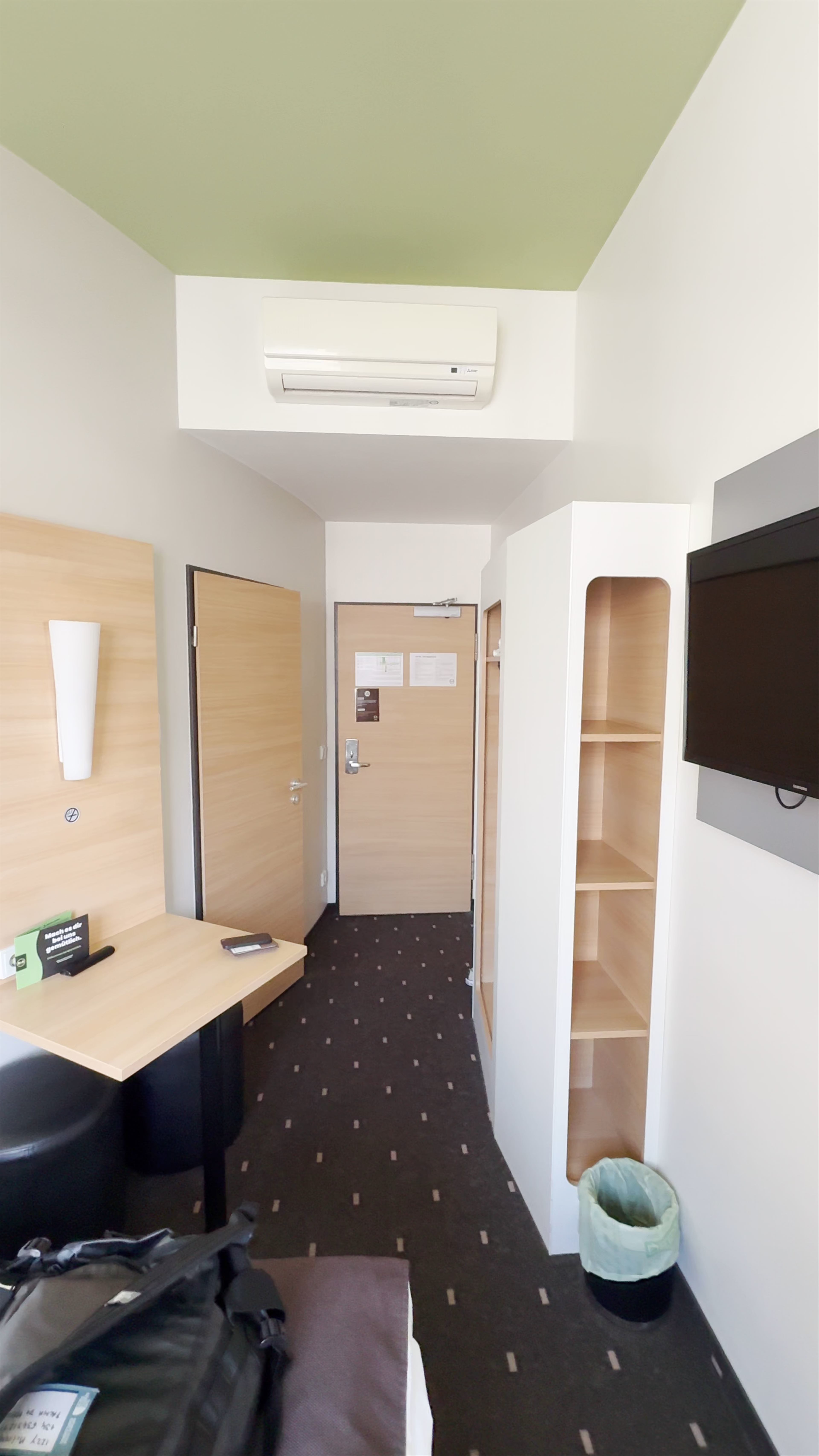 Cozy Urban Stay at B&B Hotel Berlin-Potsdamer Platz