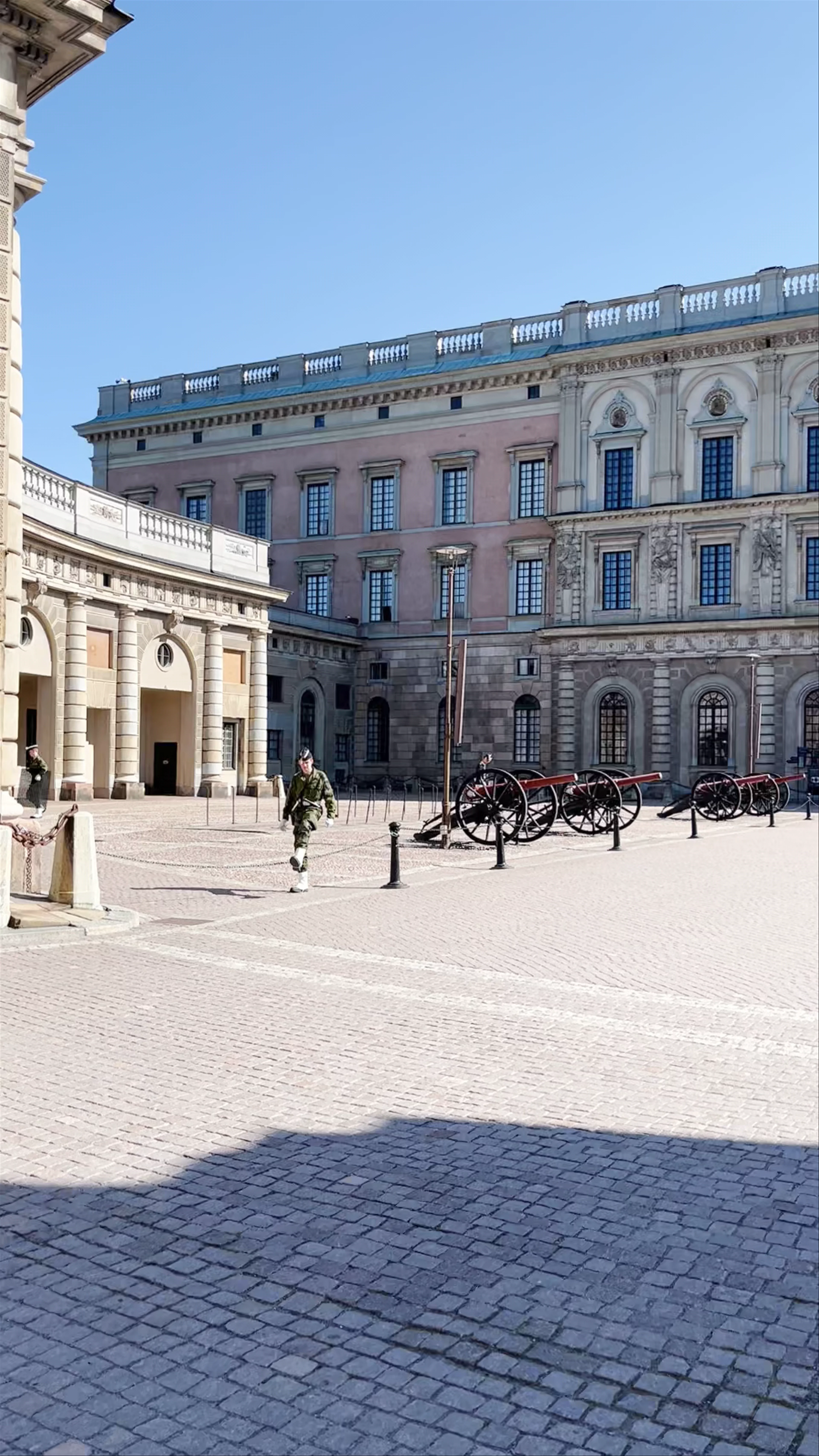 Yttre borggården, Storkyrkobrinken