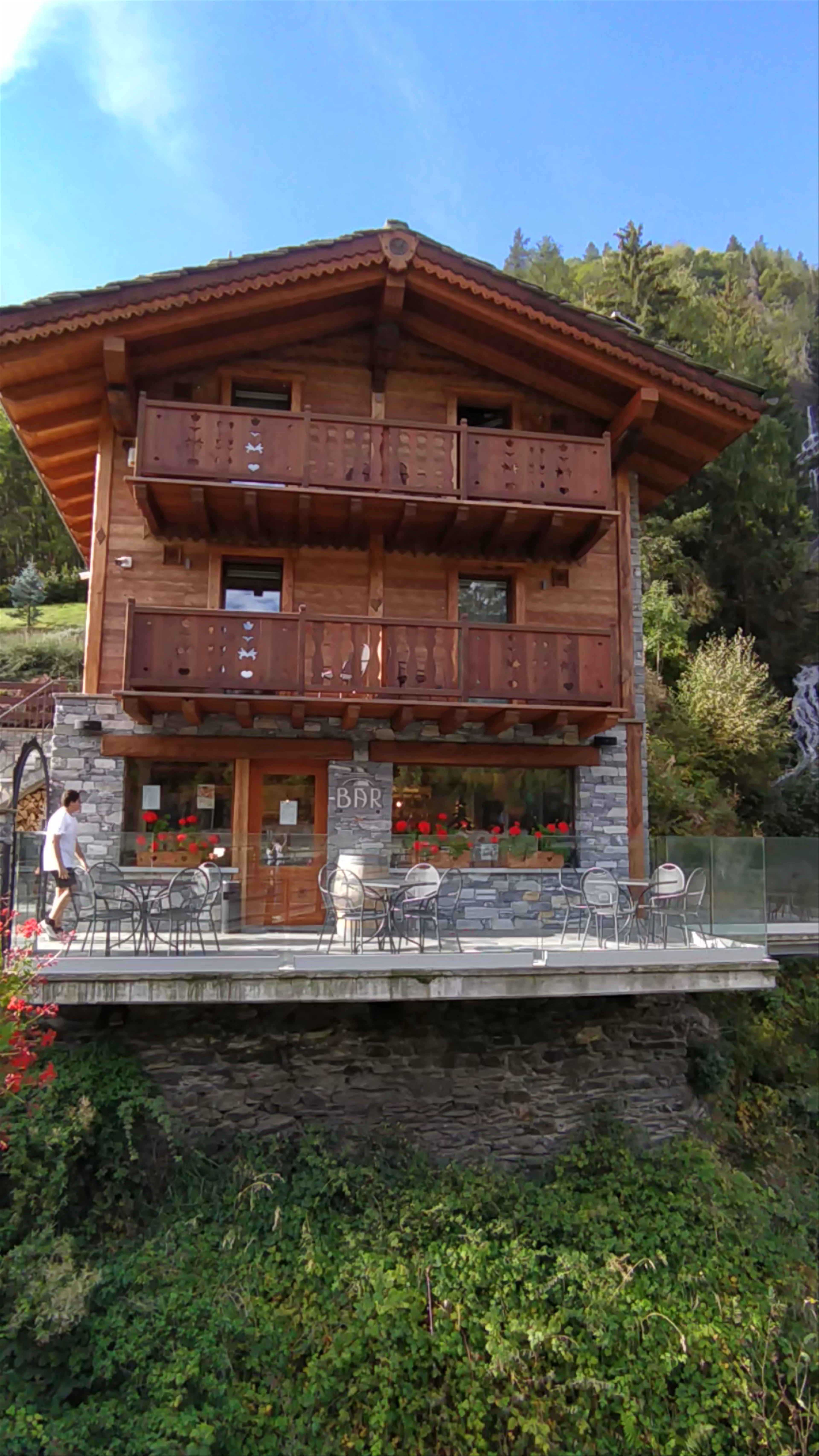 Cascata Del Lenteney