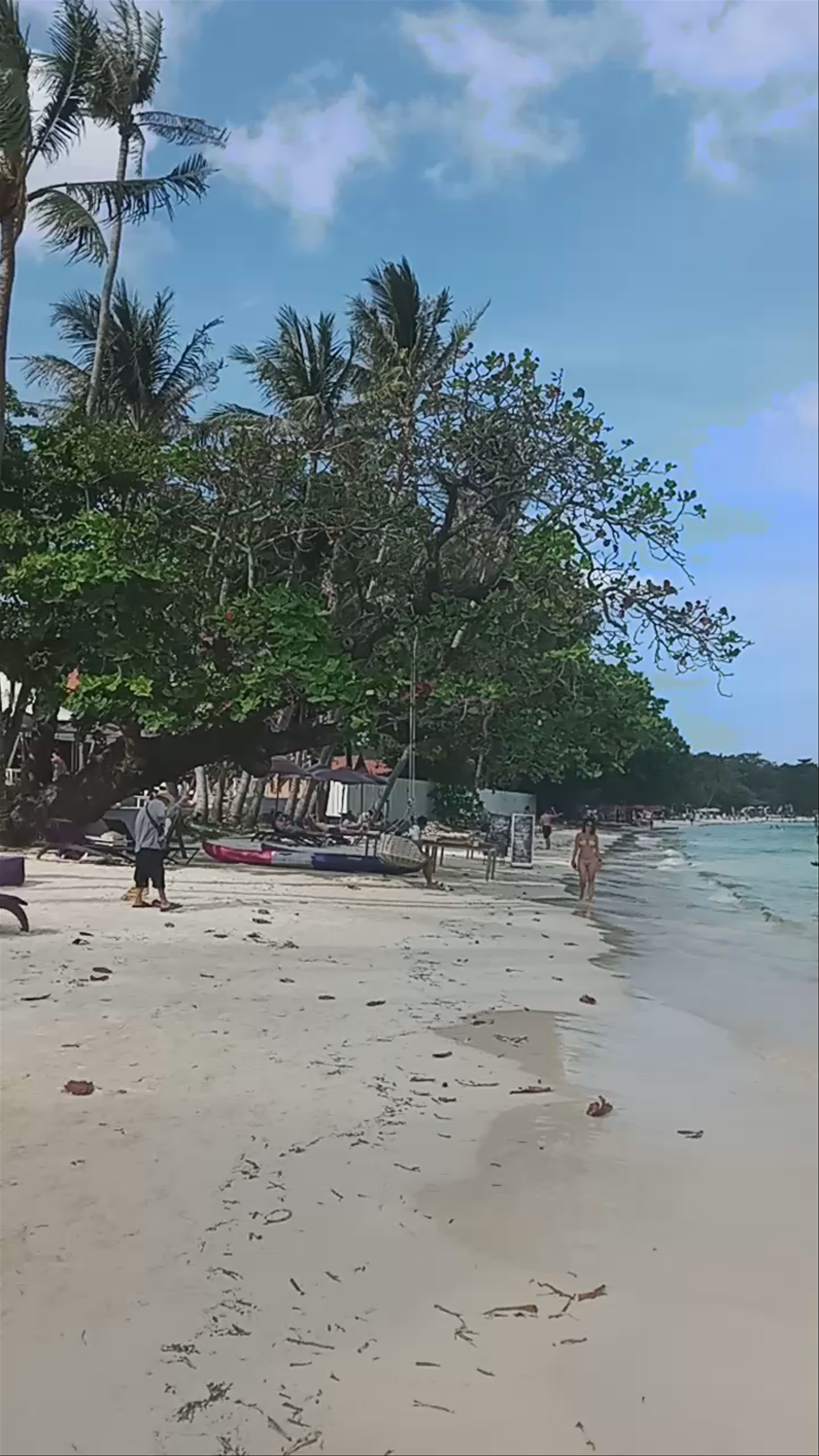 Chaweng Beach: Tropical Serenity and Coastal Charm in Surat Thani, Thailand