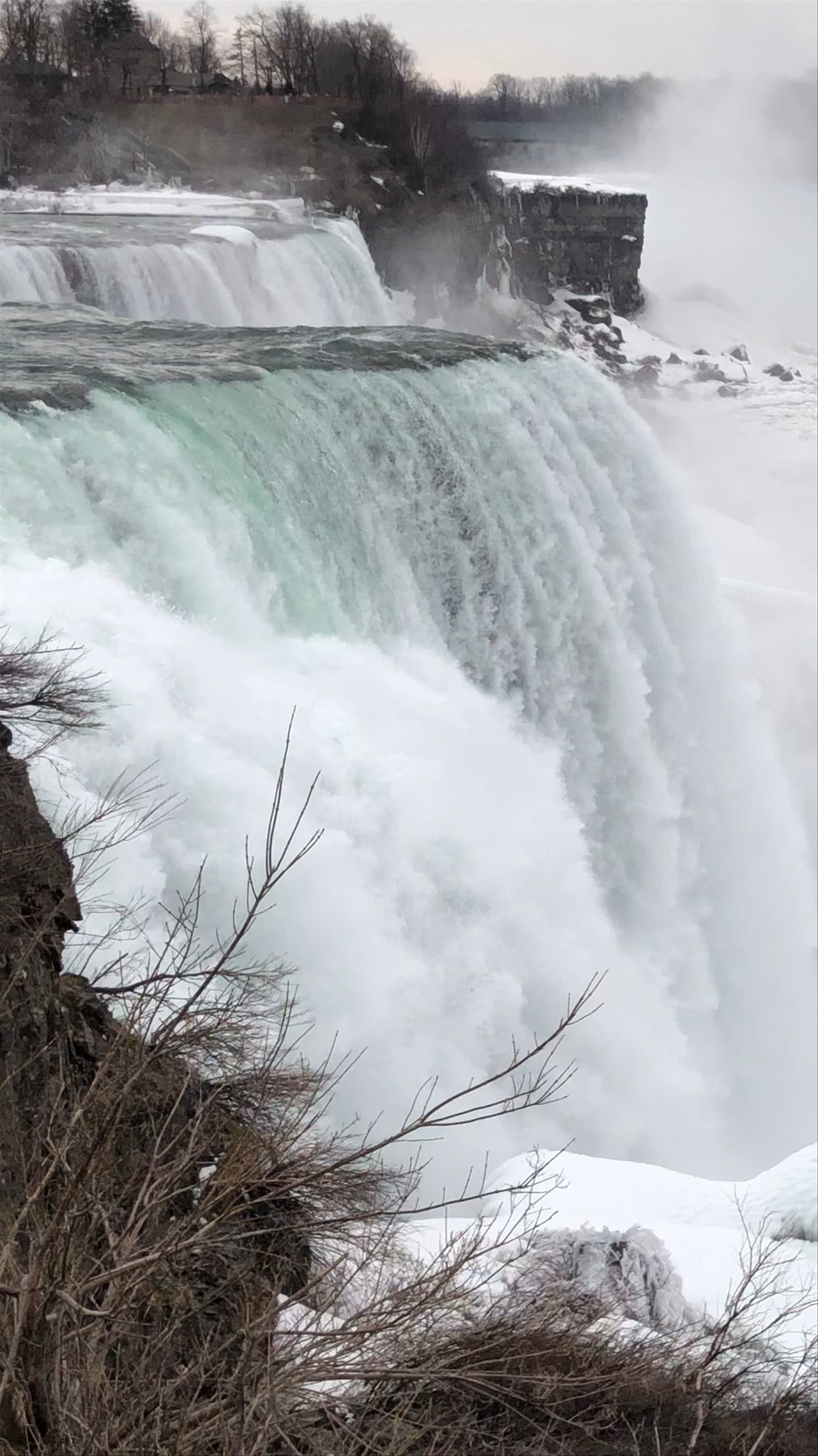 Majestic Winter Views of Niagara Falls State Park