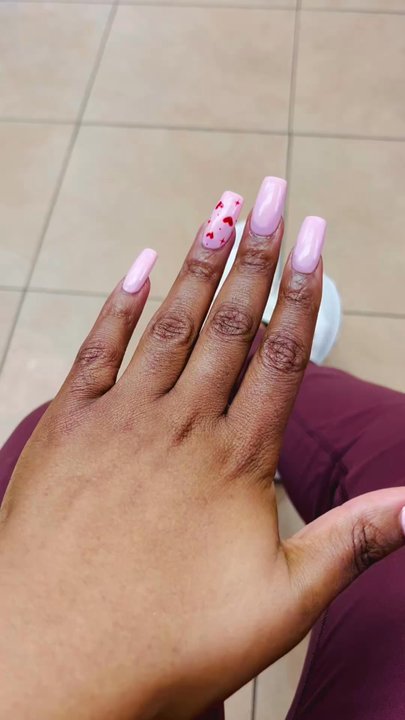 Delight Nails and Spa - Nail Salons Near Me - Olympia, Washington