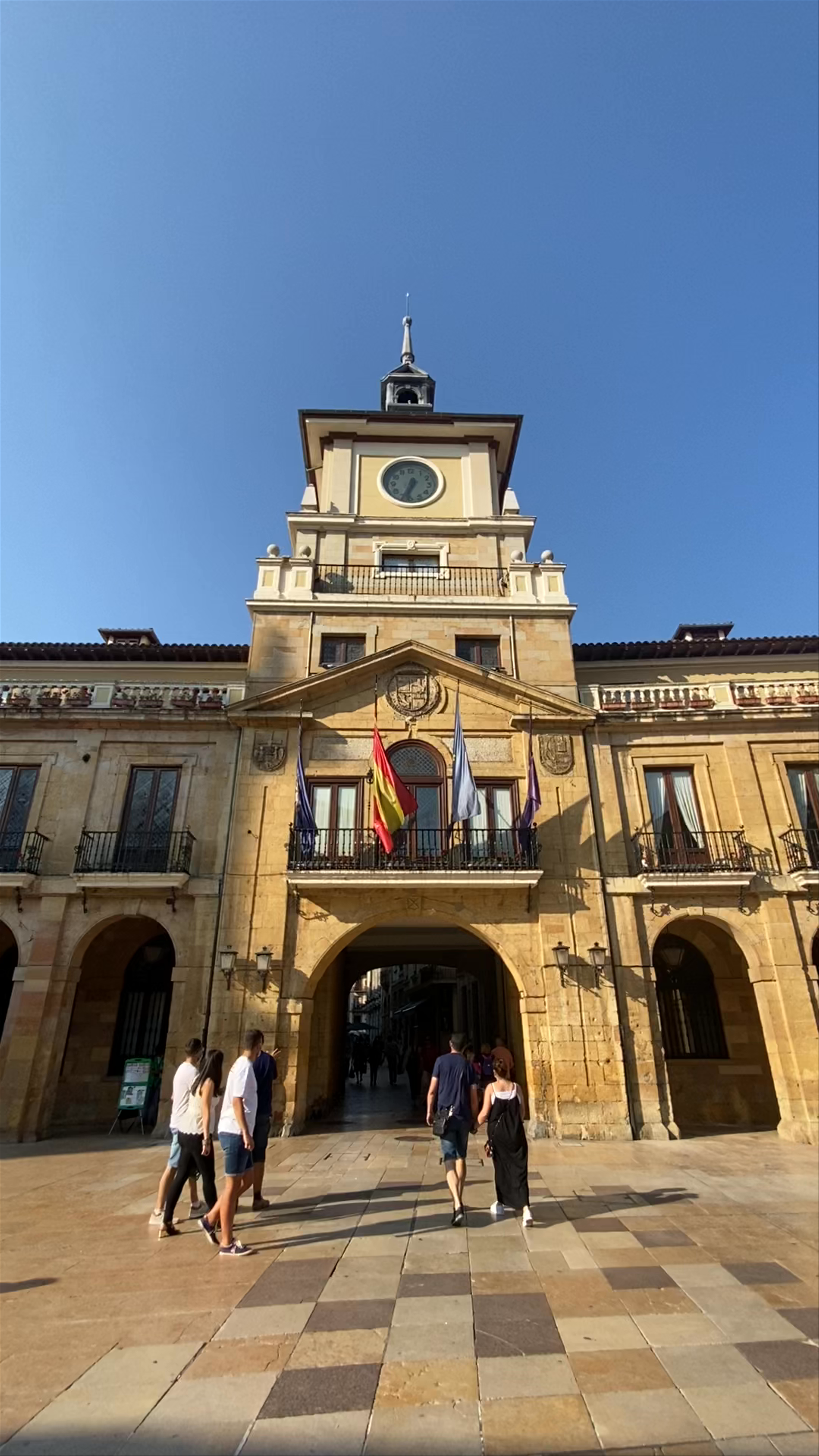Plaza de la Constitución: Heartbeat of Oviedo, Spain