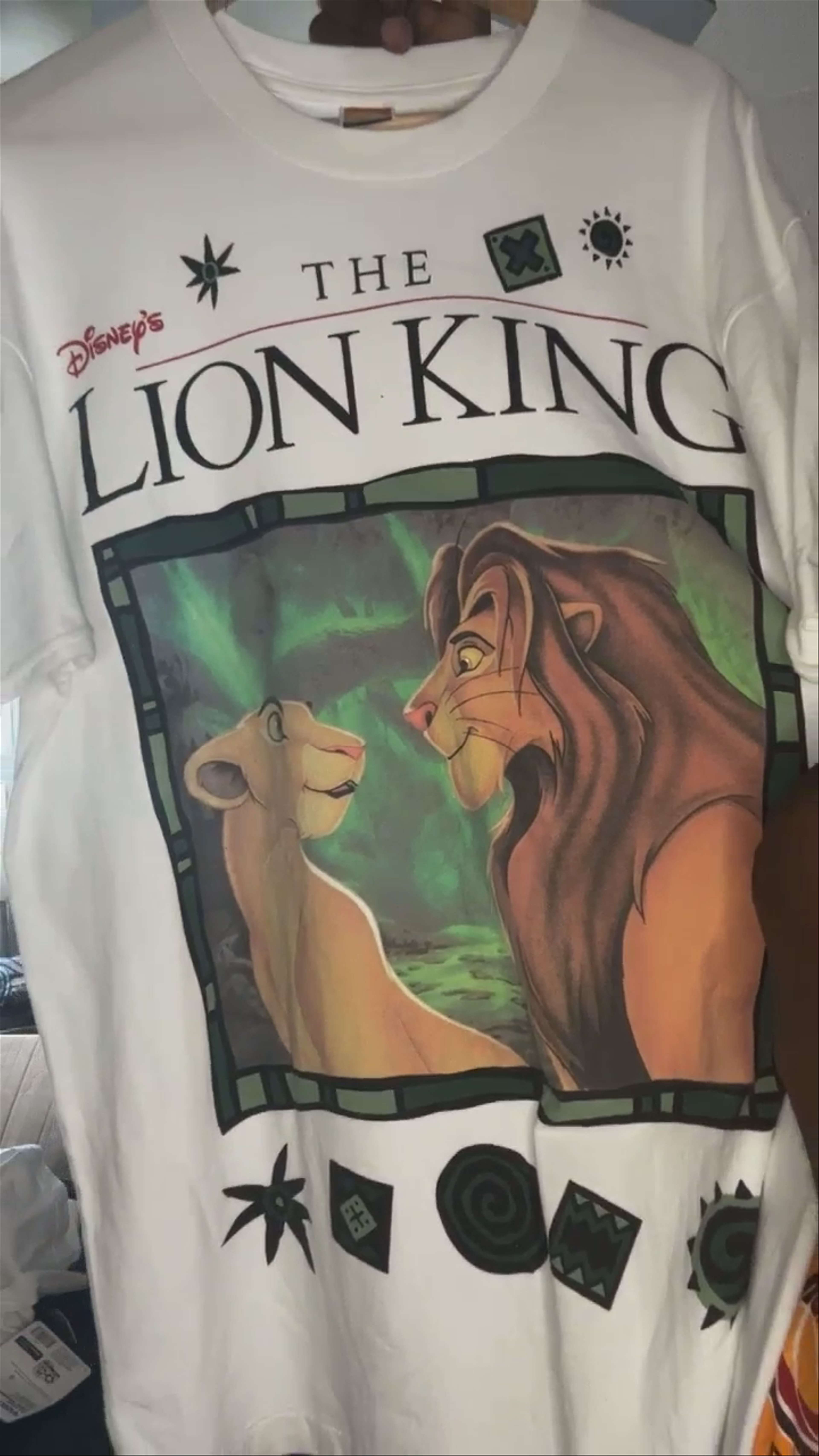 🦁“Feel The Love Tonight” (Camoslim Version)